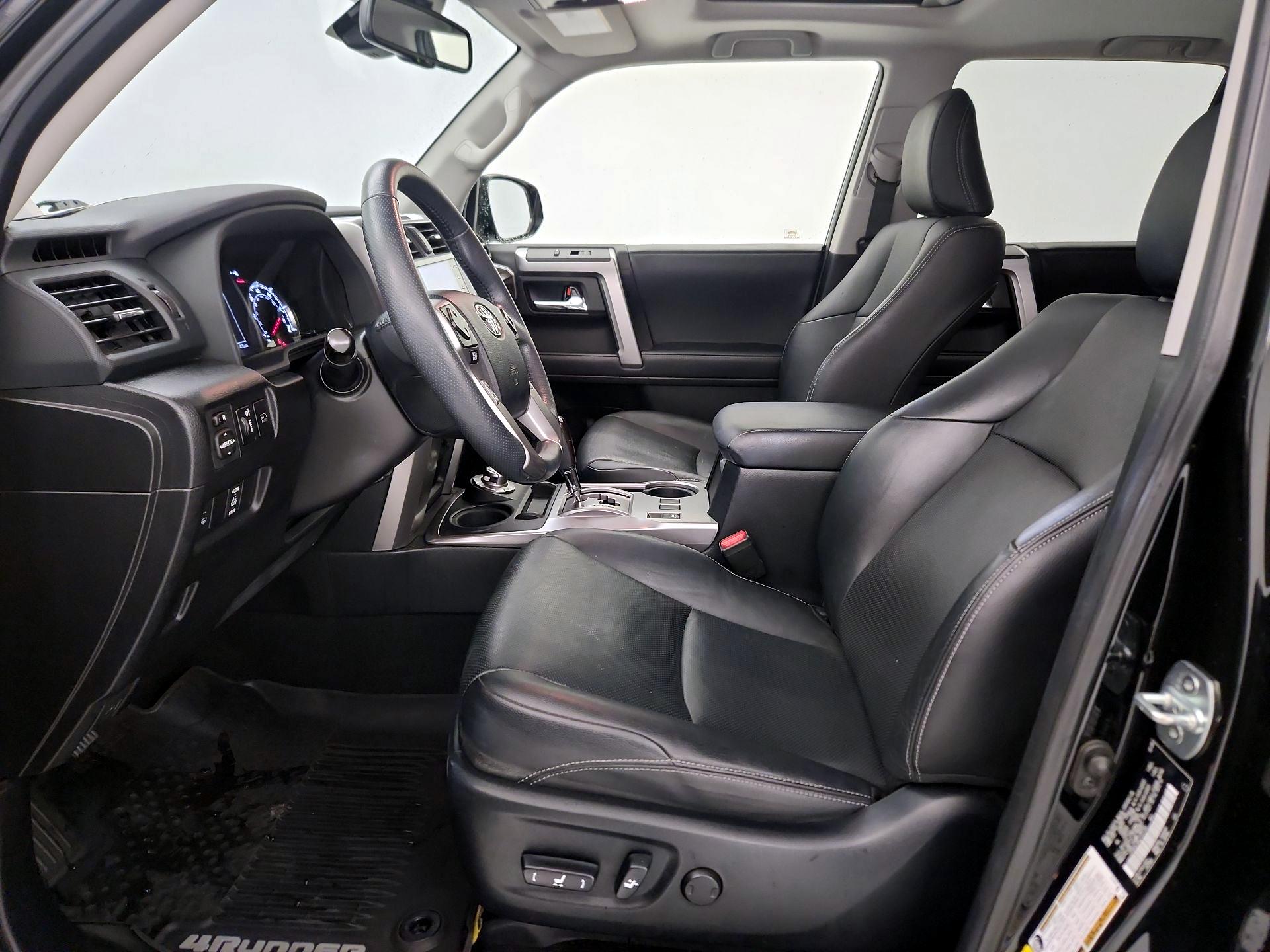 Thumbnail: 2020 Toyota 4Runner - 11