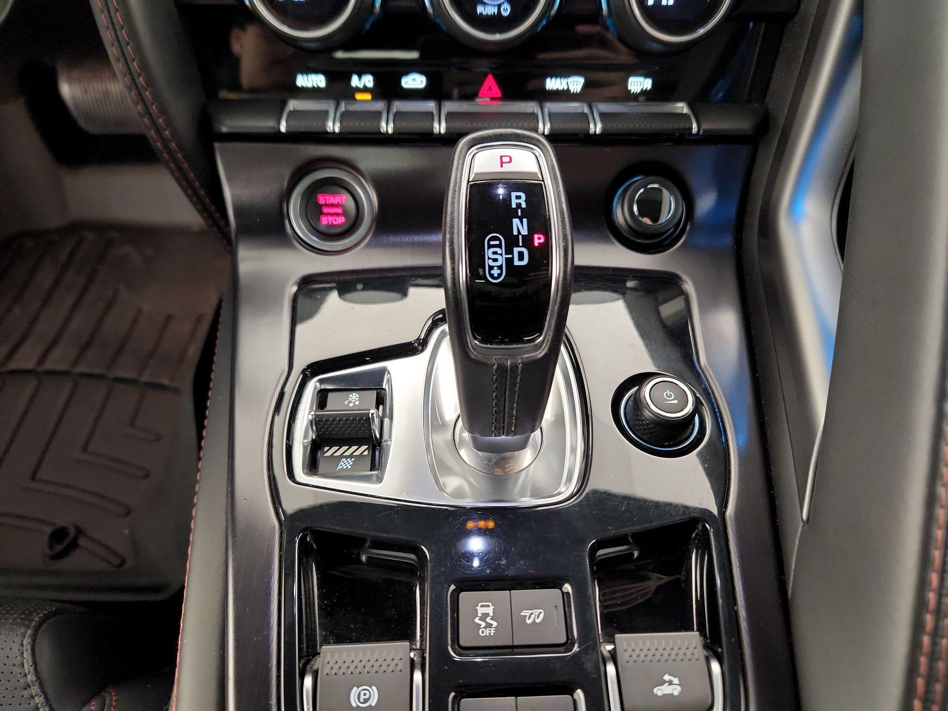 Thumbnail: 2020 Jaguar F-Type - 17