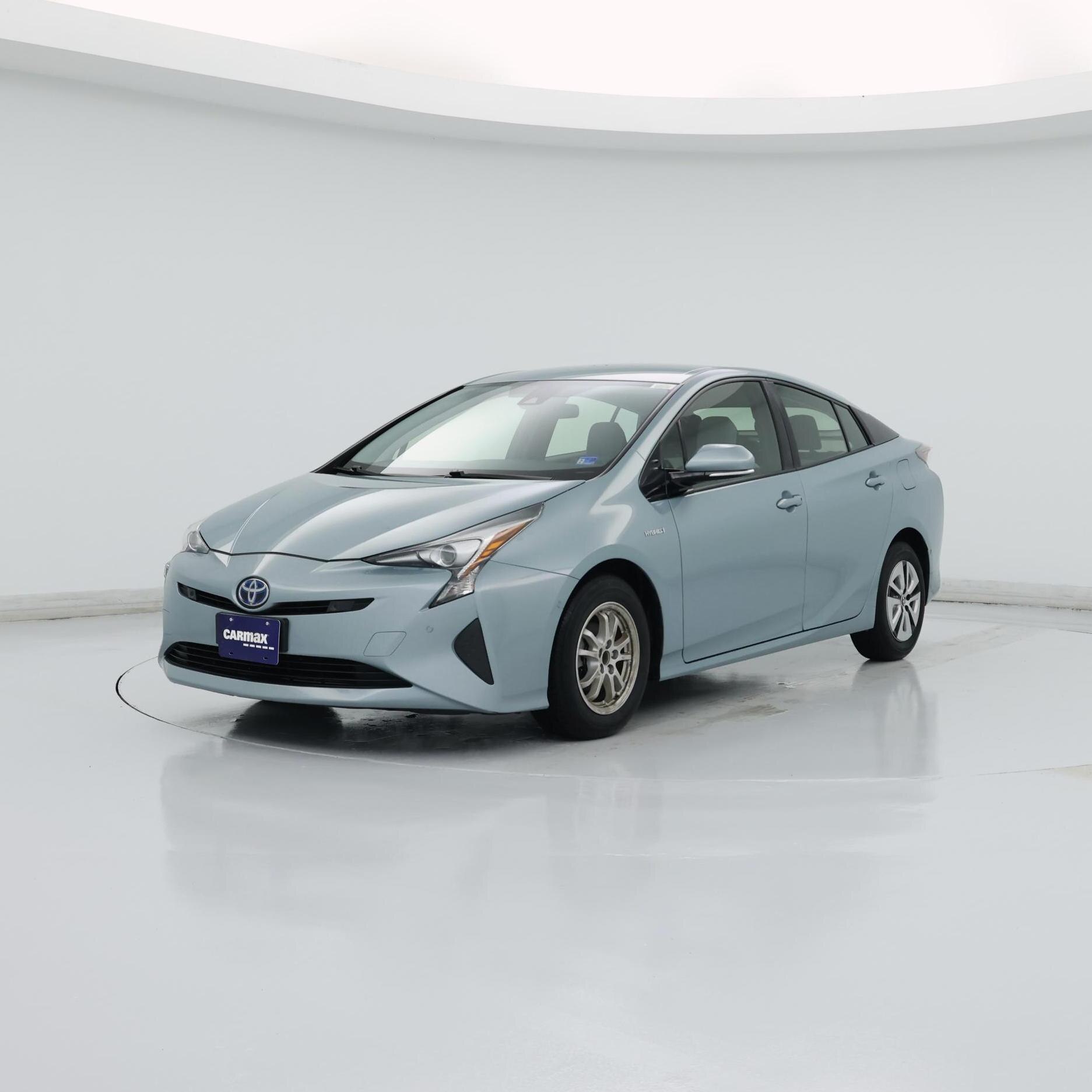Thumbnail: 2018 Toyota Prius - 4