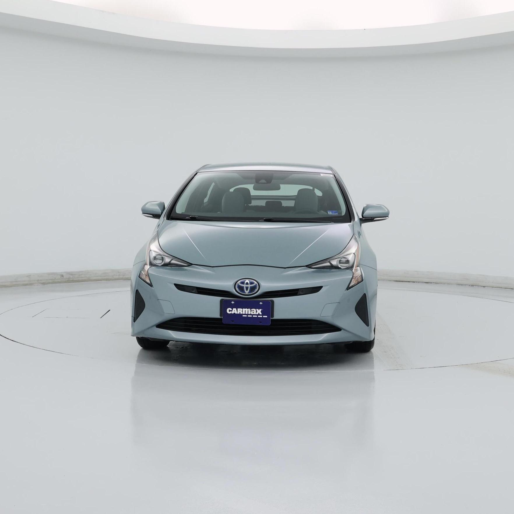 Thumbnail: 2018 Toyota Prius - 5