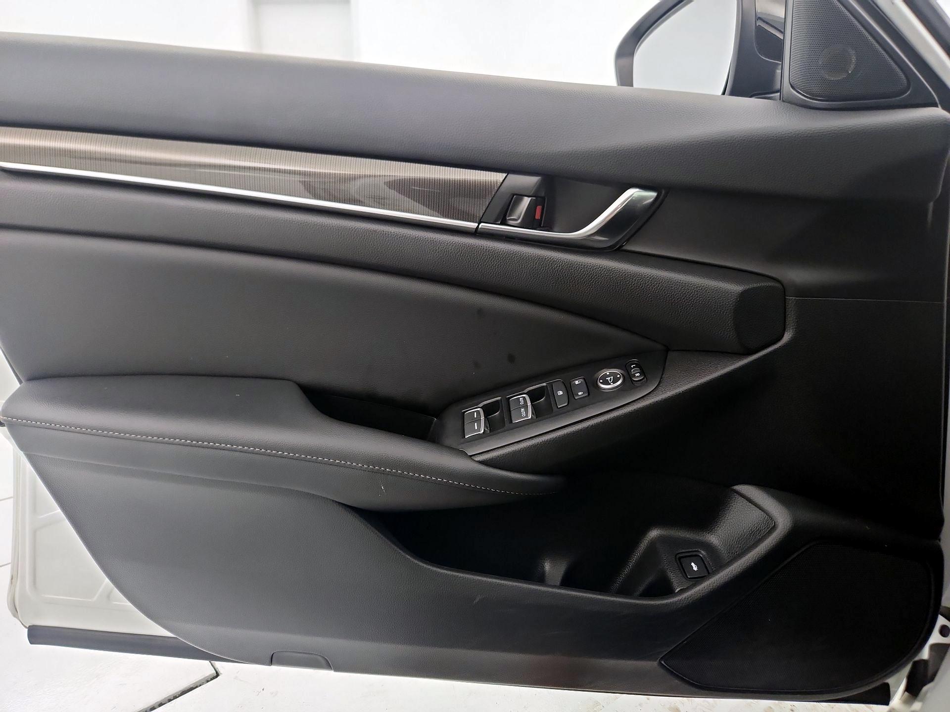 Thumbnail: 2022 Honda Accord - 12