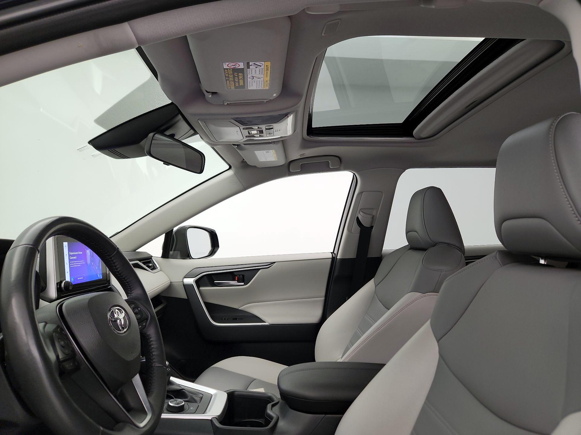 Thumbnail: 2024 Toyota RAV4 - 19