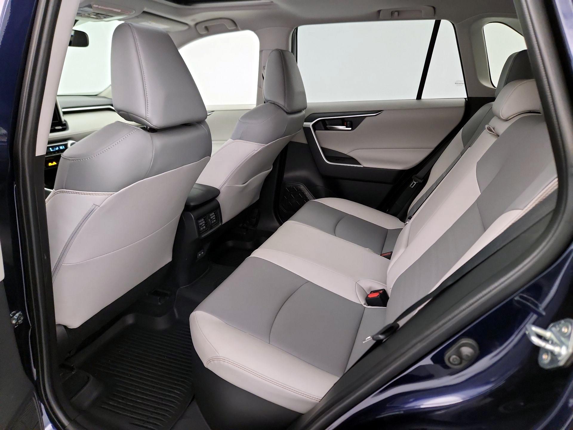 Thumbnail: 2024 Toyota RAV4 - 20