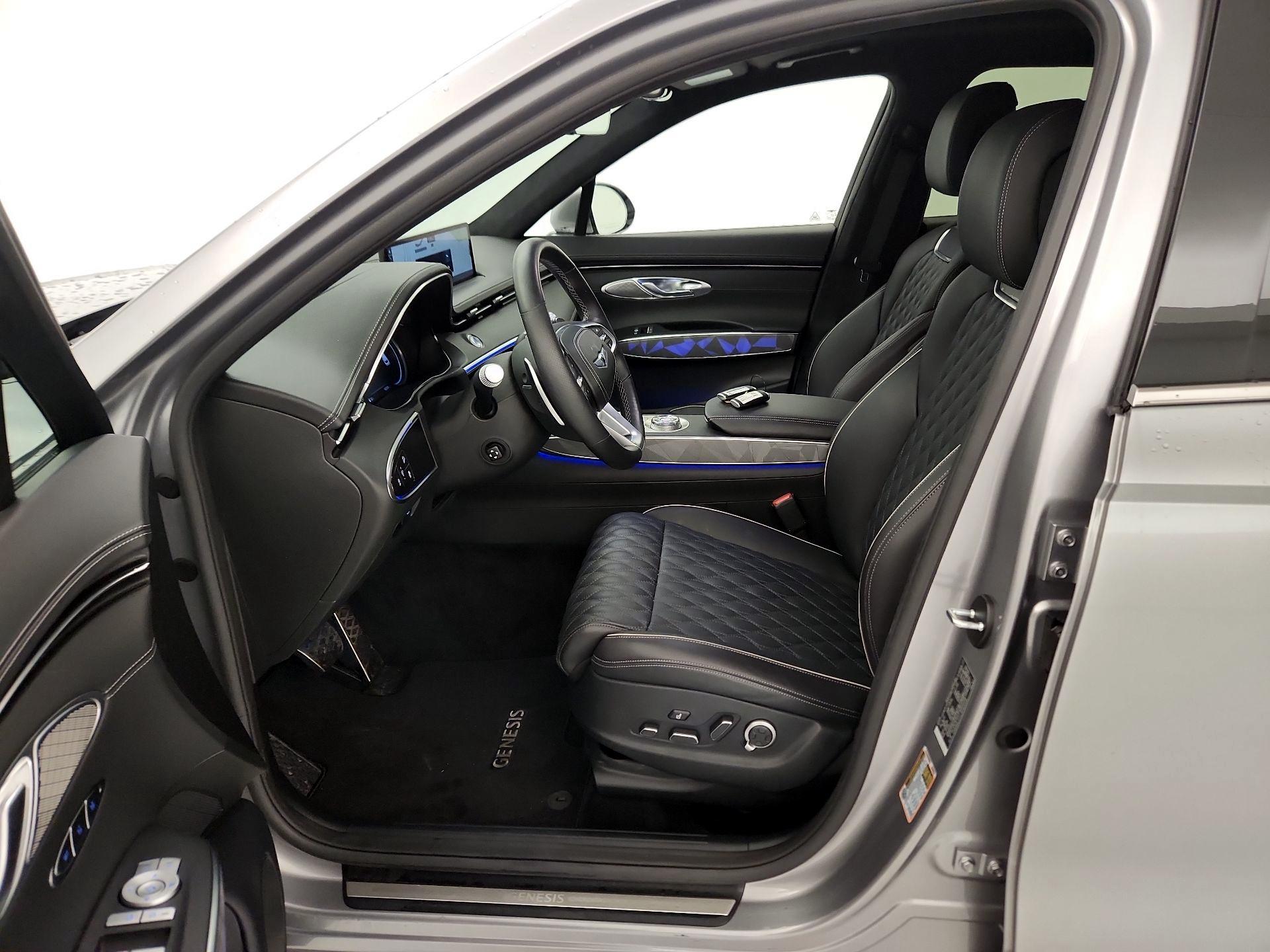 Thumbnail: 2024 Genesis GV70 - 11