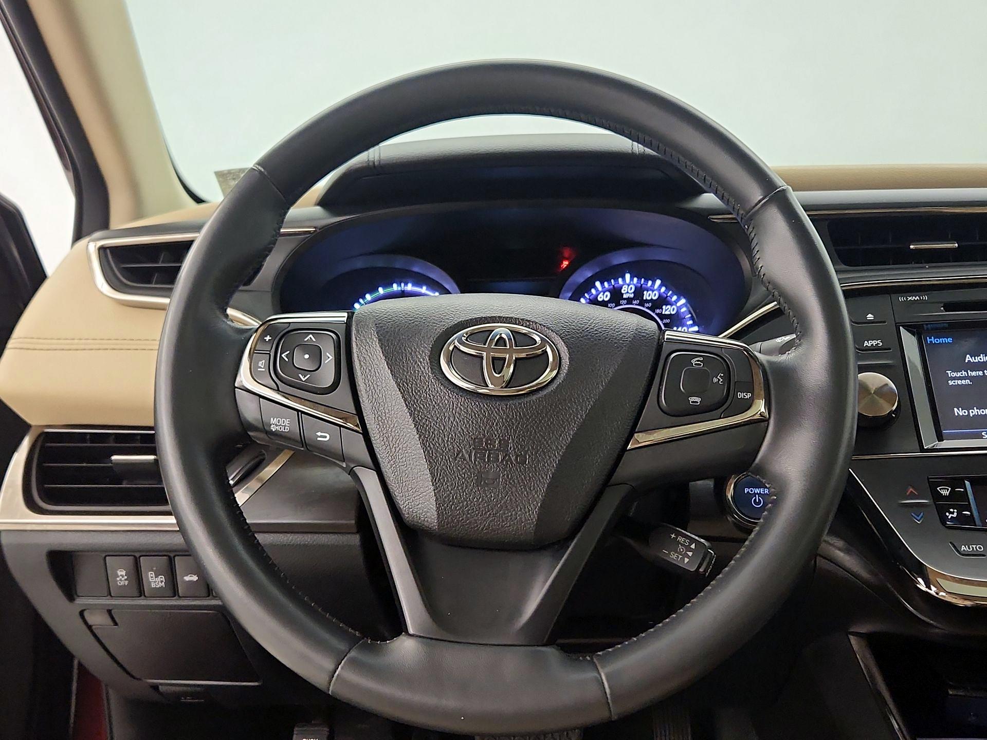 Thumbnail: 2016 Toyota Avalon - 10