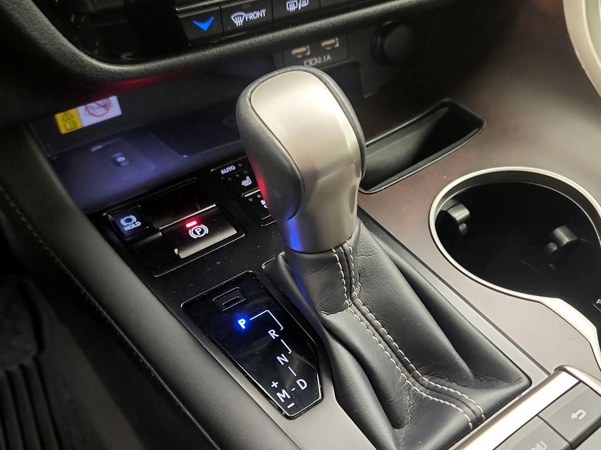 Thumbnail: 2021 Lexus RX - 18