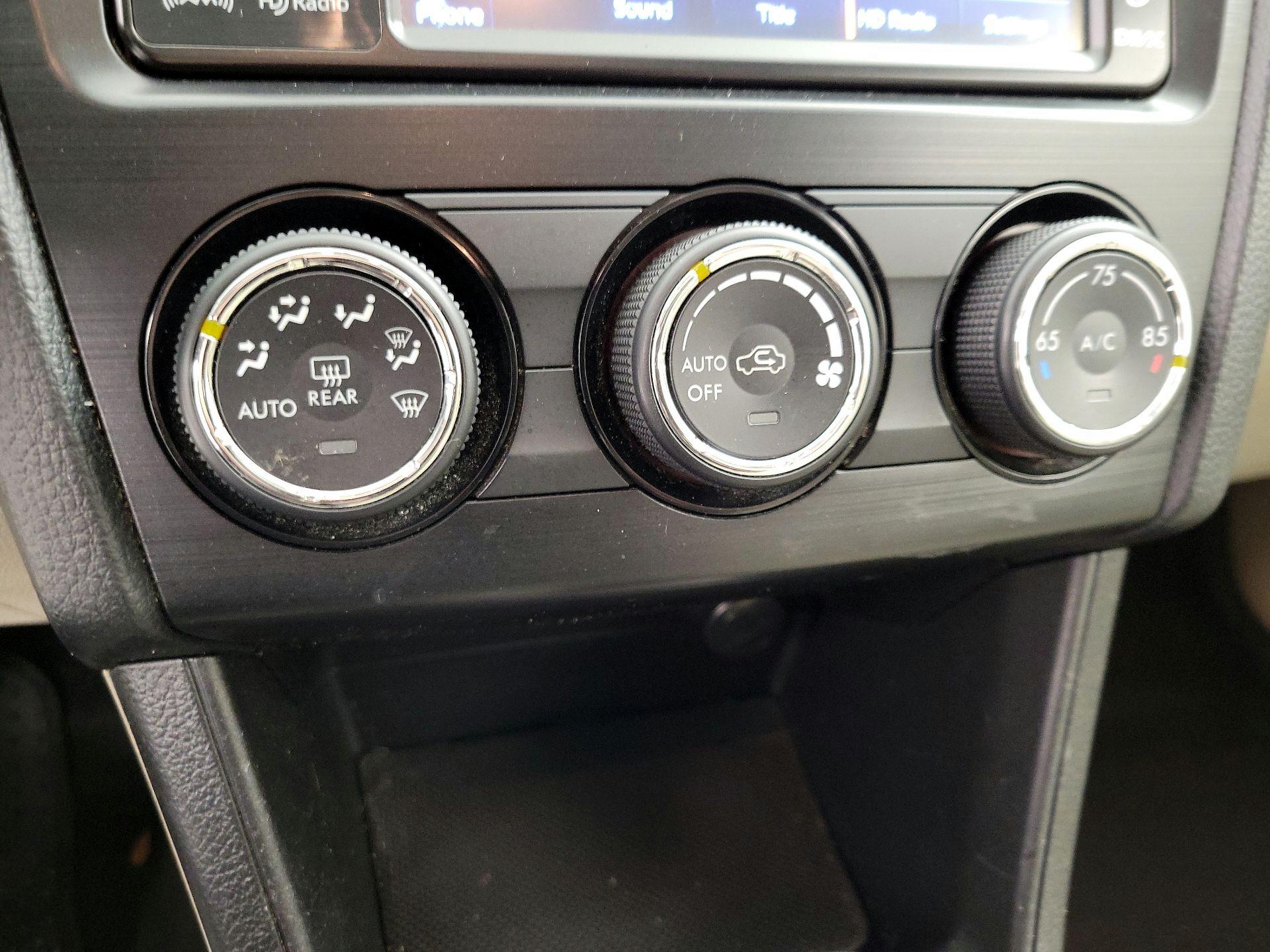 Thumbnail: 2014 Subaru XV Crosstrek - 16