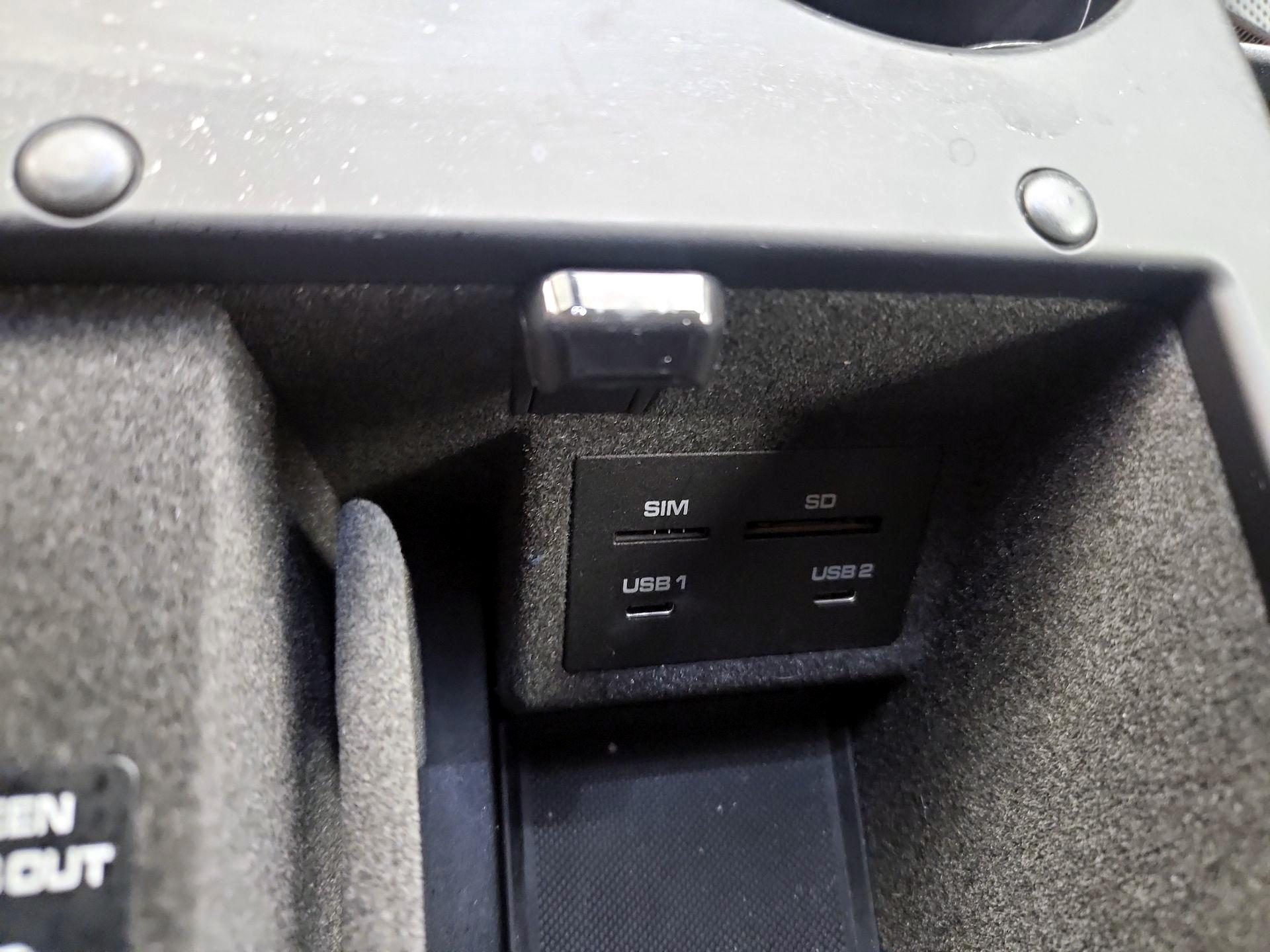 Thumbnail: 2024 Porsche Macan - 19