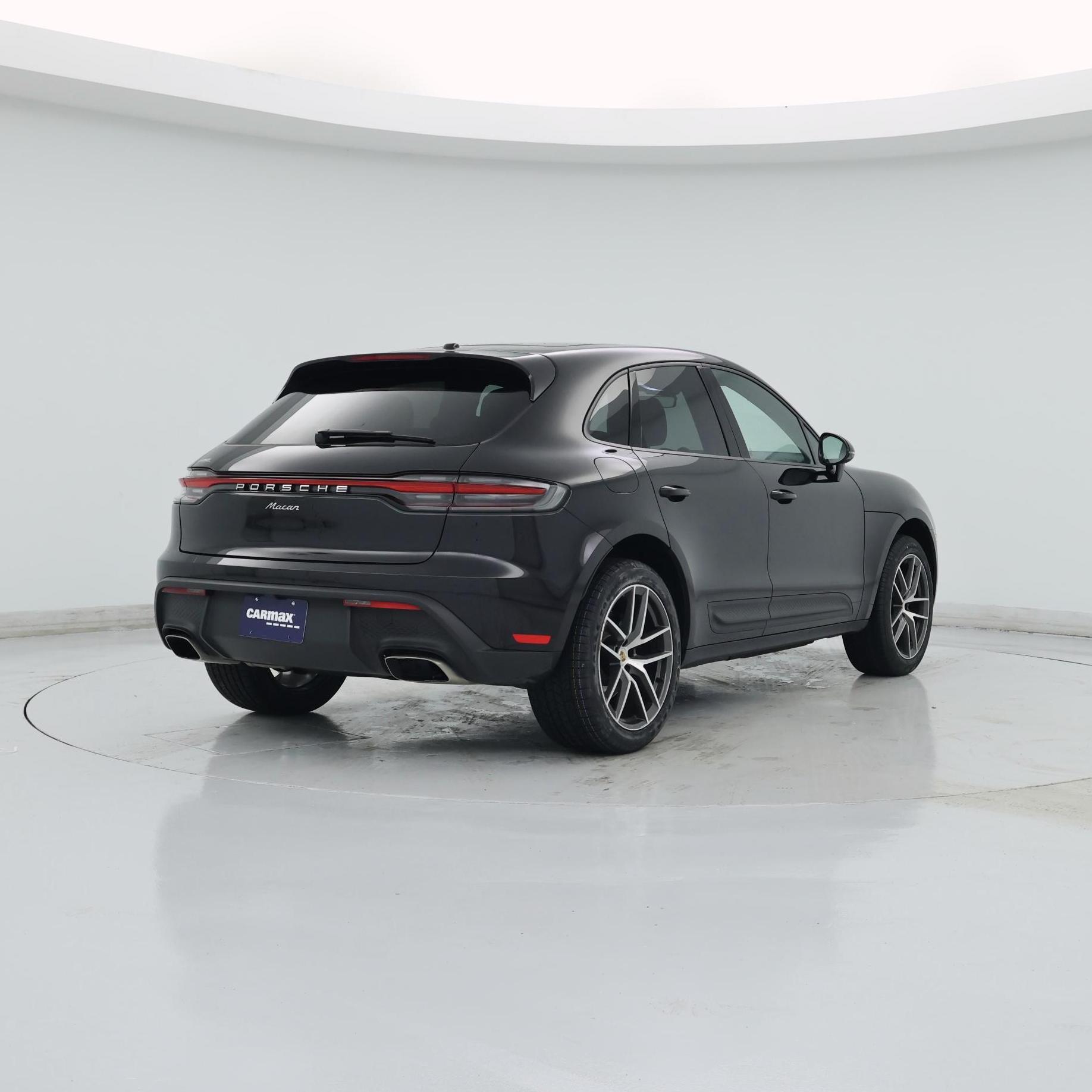 Thumbnail: 2024 Porsche Macan - 8