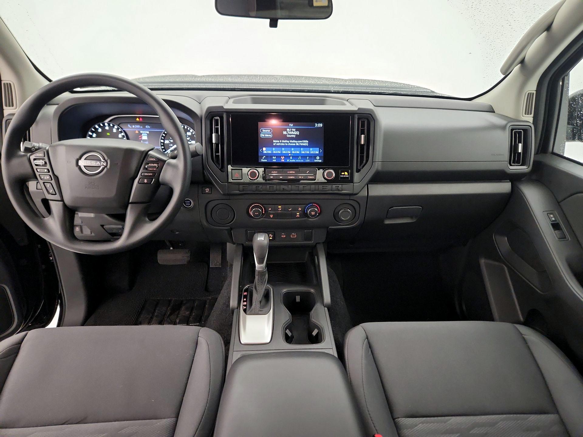 Thumbnail: 2025 Nissan Frontier - 9