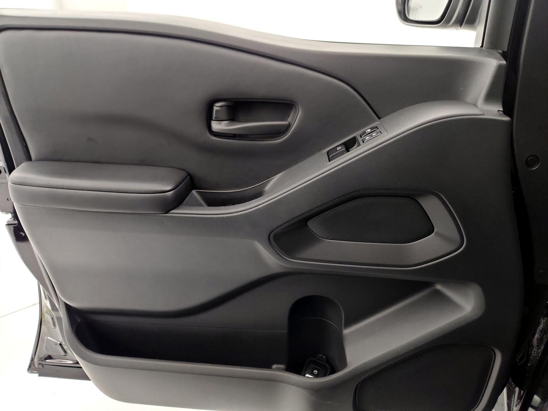 Thumbnail: 2025 Nissan Frontier - 12