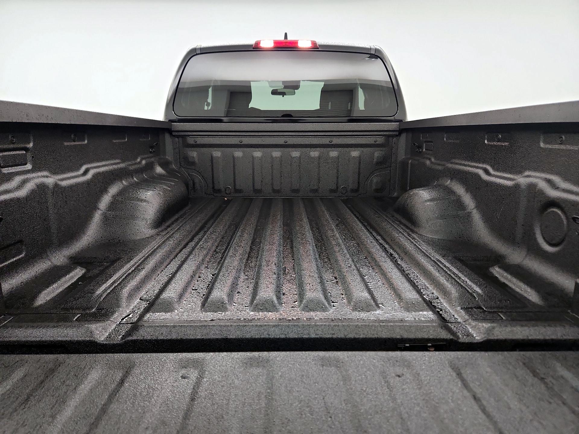 Thumbnail: 2025 Nissan Frontier - 20