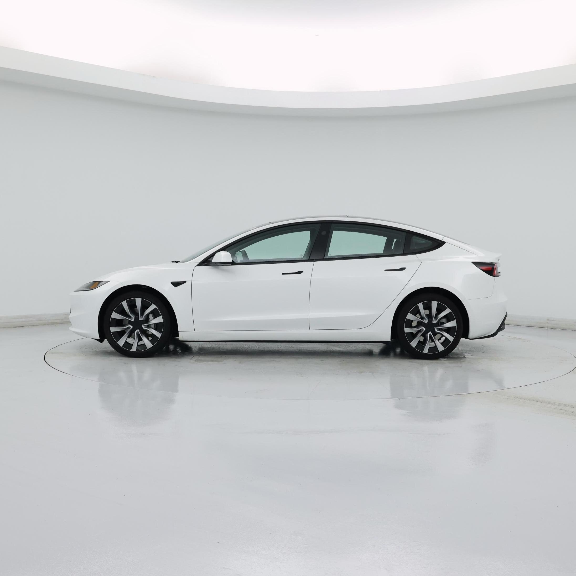 Thumbnail: 2025 Tesla Model 3 - 3