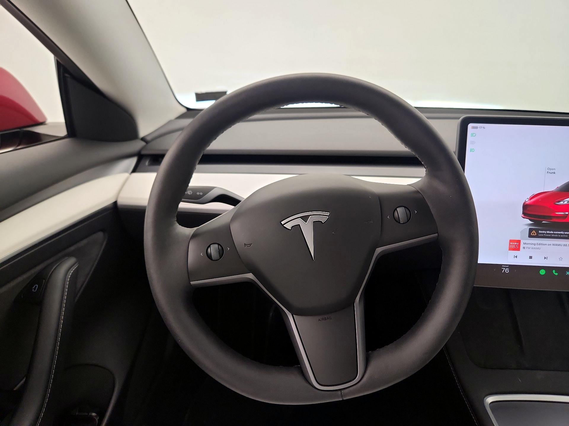 Thumbnail: 2023 Tesla Model 3 - 10