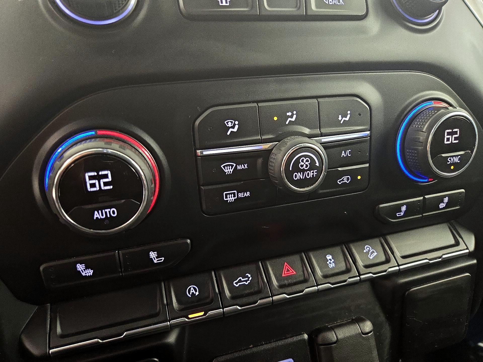 Thumbnail: 2020 Chevrolet Silverado 1500 - 16