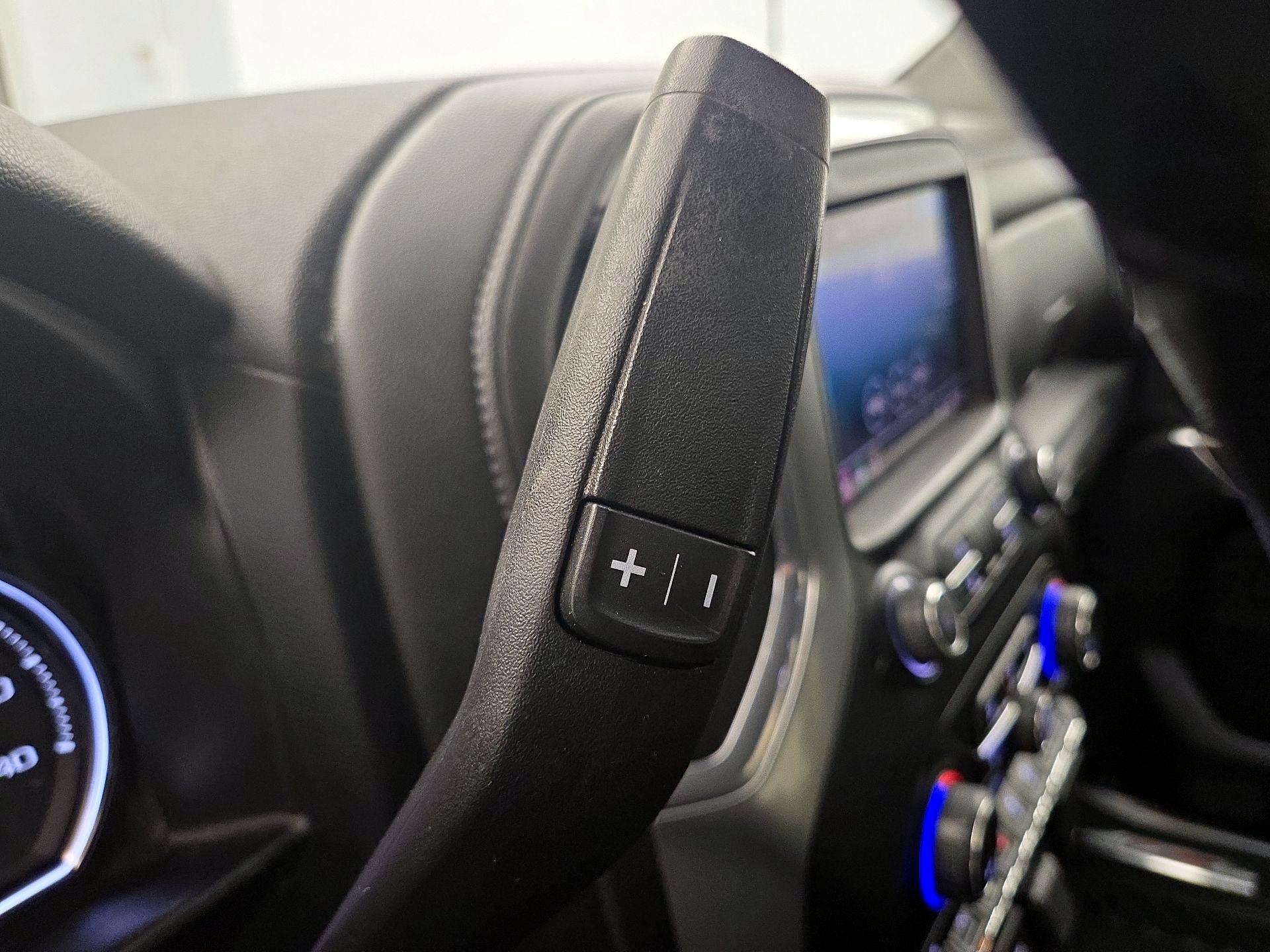 Thumbnail: 2020 Chevrolet Silverado 1500 - 17