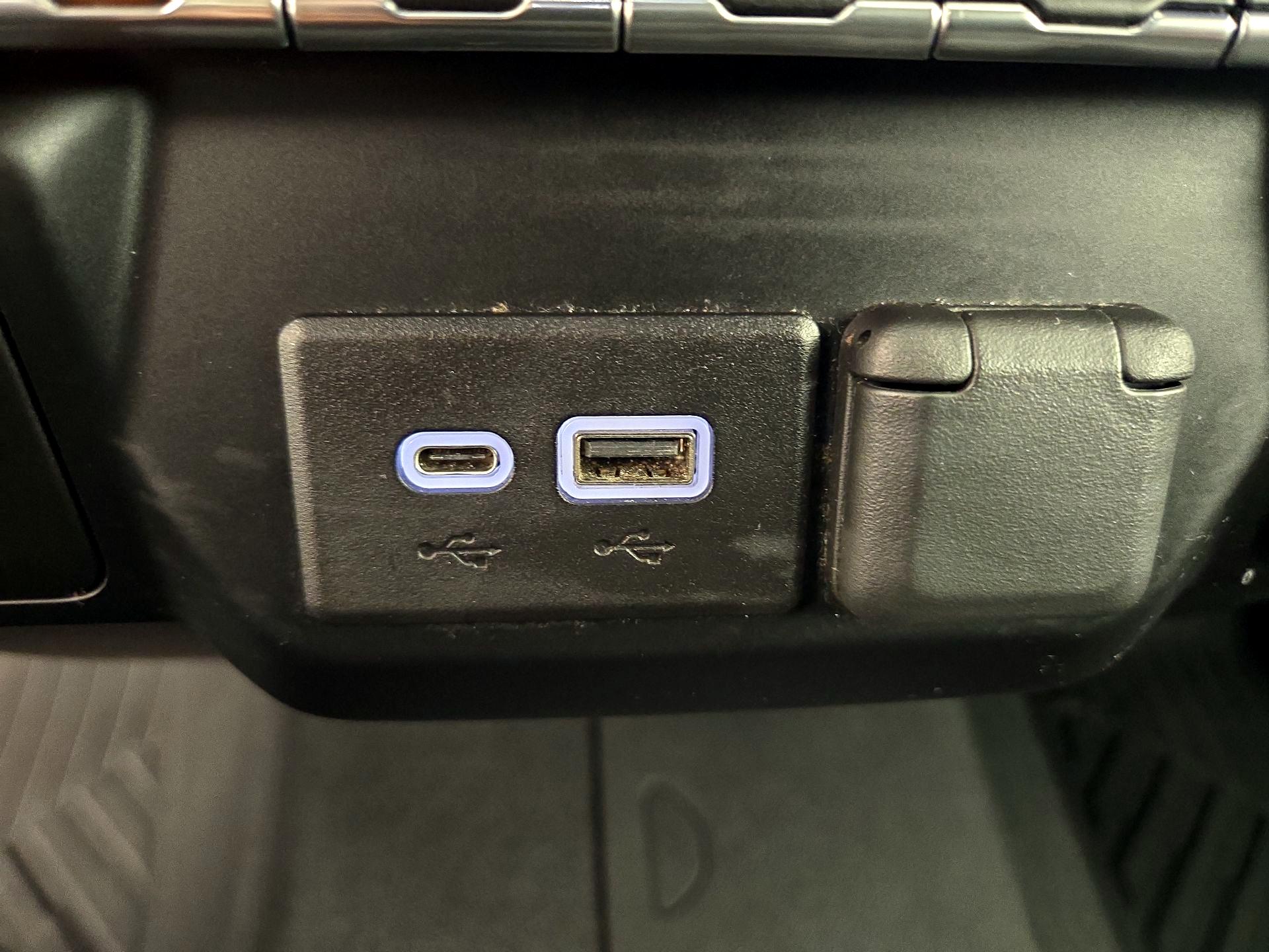 Thumbnail: 2020 Chevrolet Silverado 1500 - 18