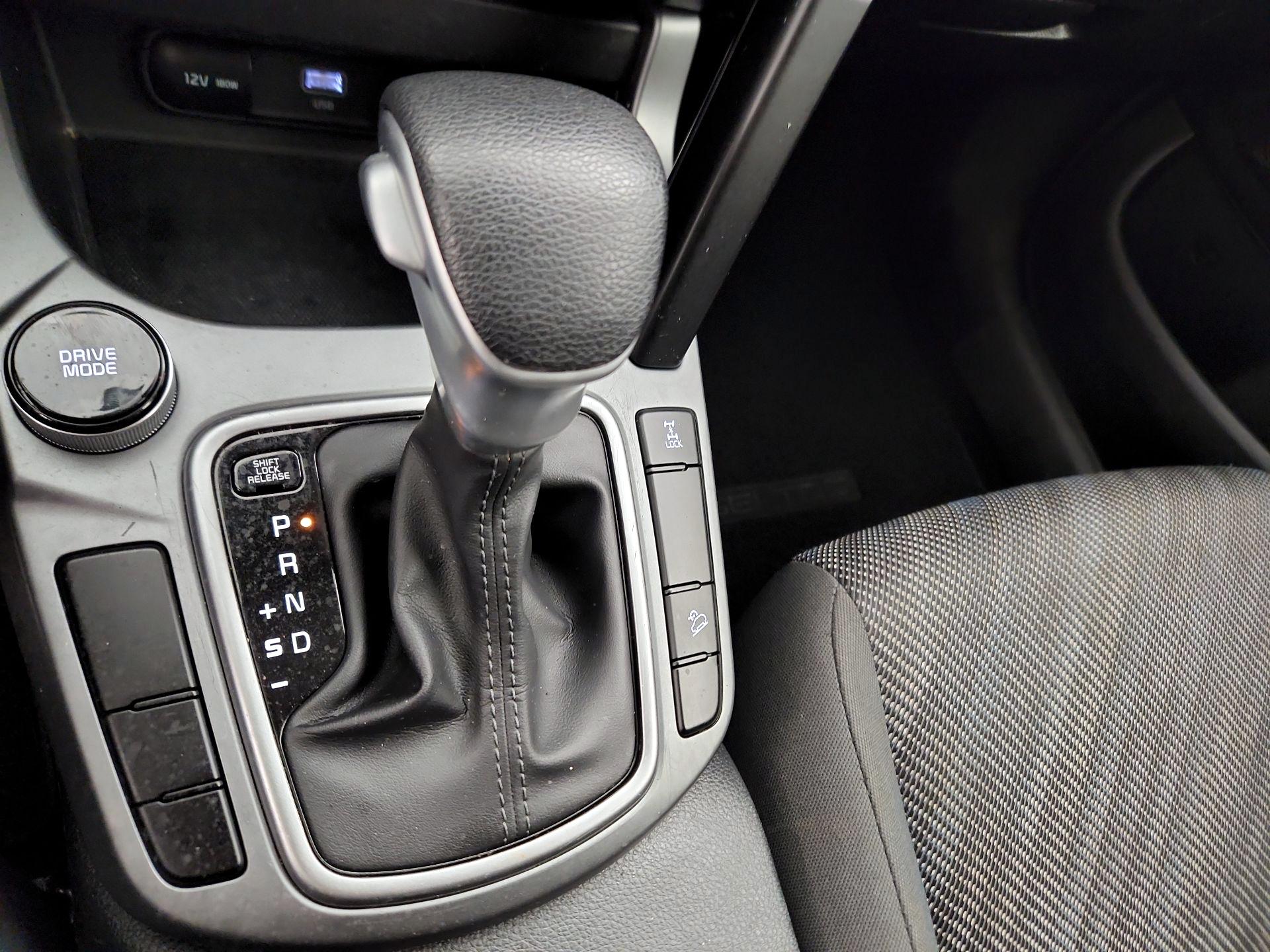 Thumbnail: 2024 Kia Seltos - 17