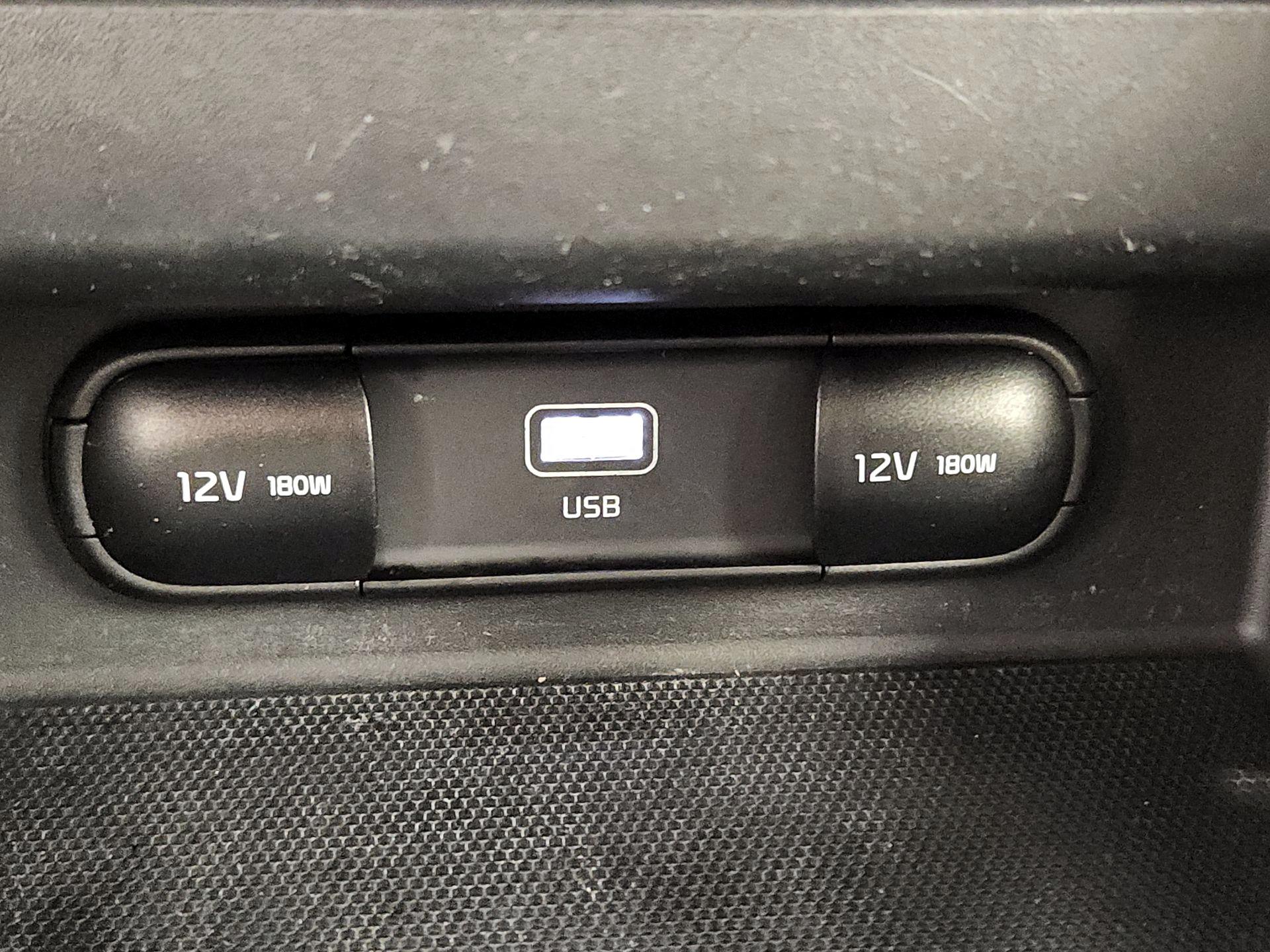 Thumbnail: 2024 Kia Seltos - 18