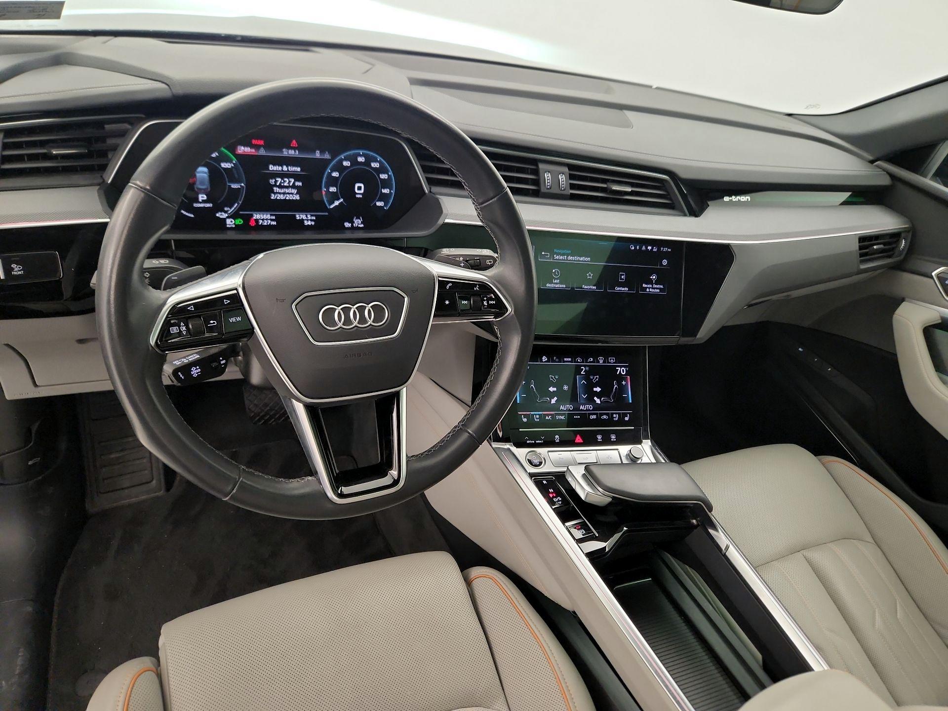 Thumbnail: 2024 Audi Q8 e-tron - 9