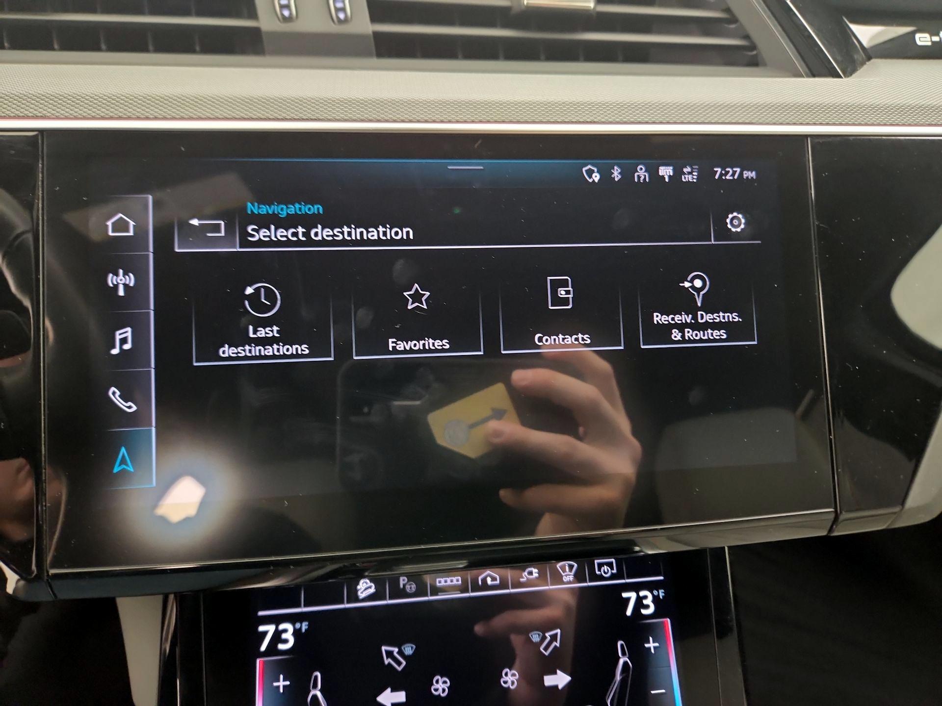 Thumbnail: 2024 Audi Q8 e-tron - 14