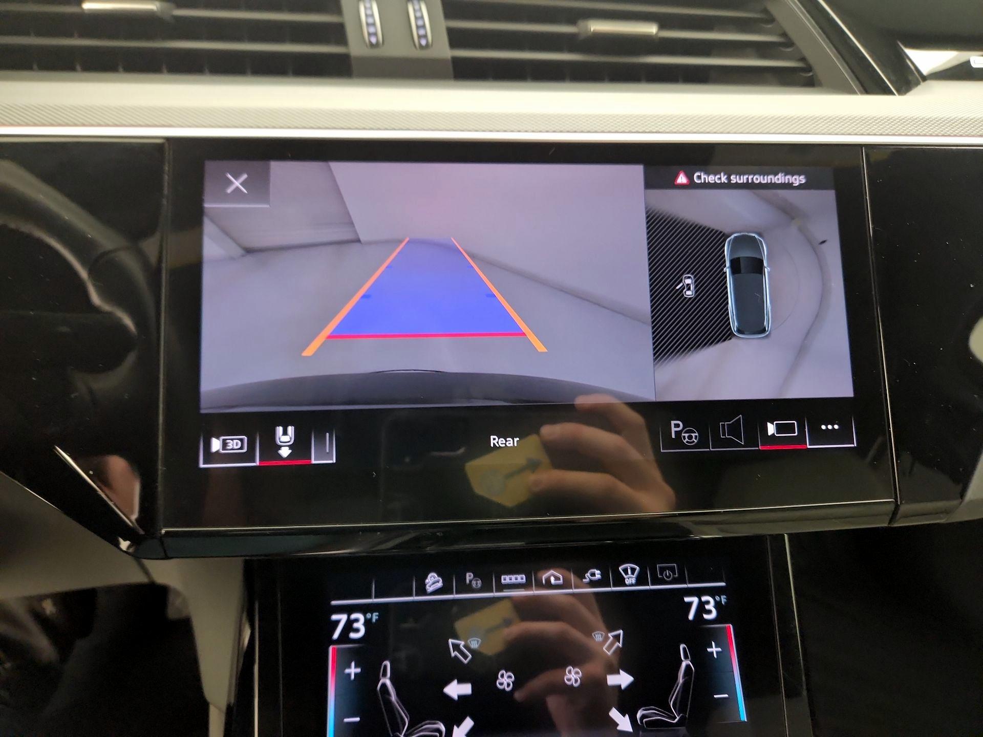 Thumbnail: 2024 Audi Q8 e-tron - 15