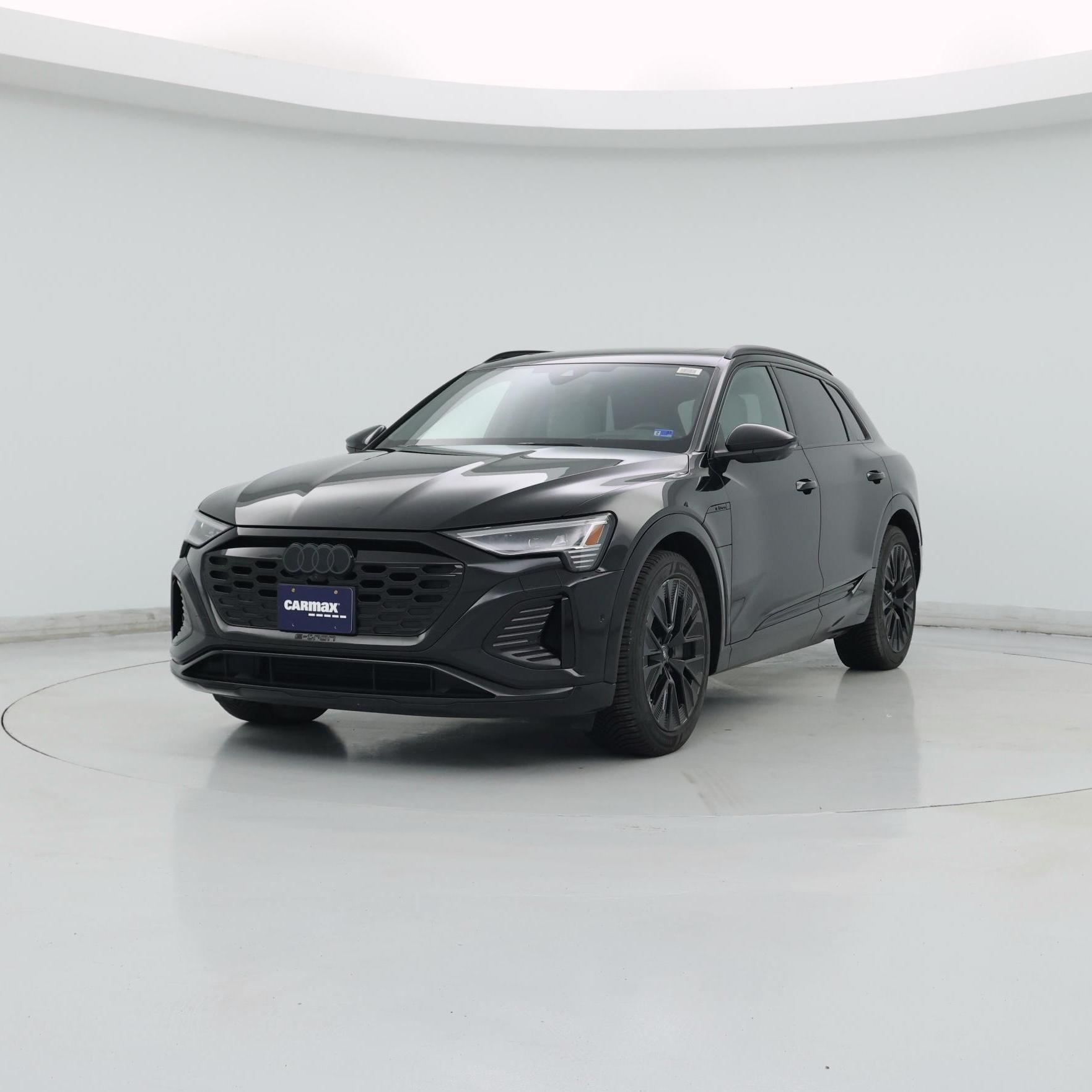 Thumbnail: 2024 Audi Q8 e-tron - 4