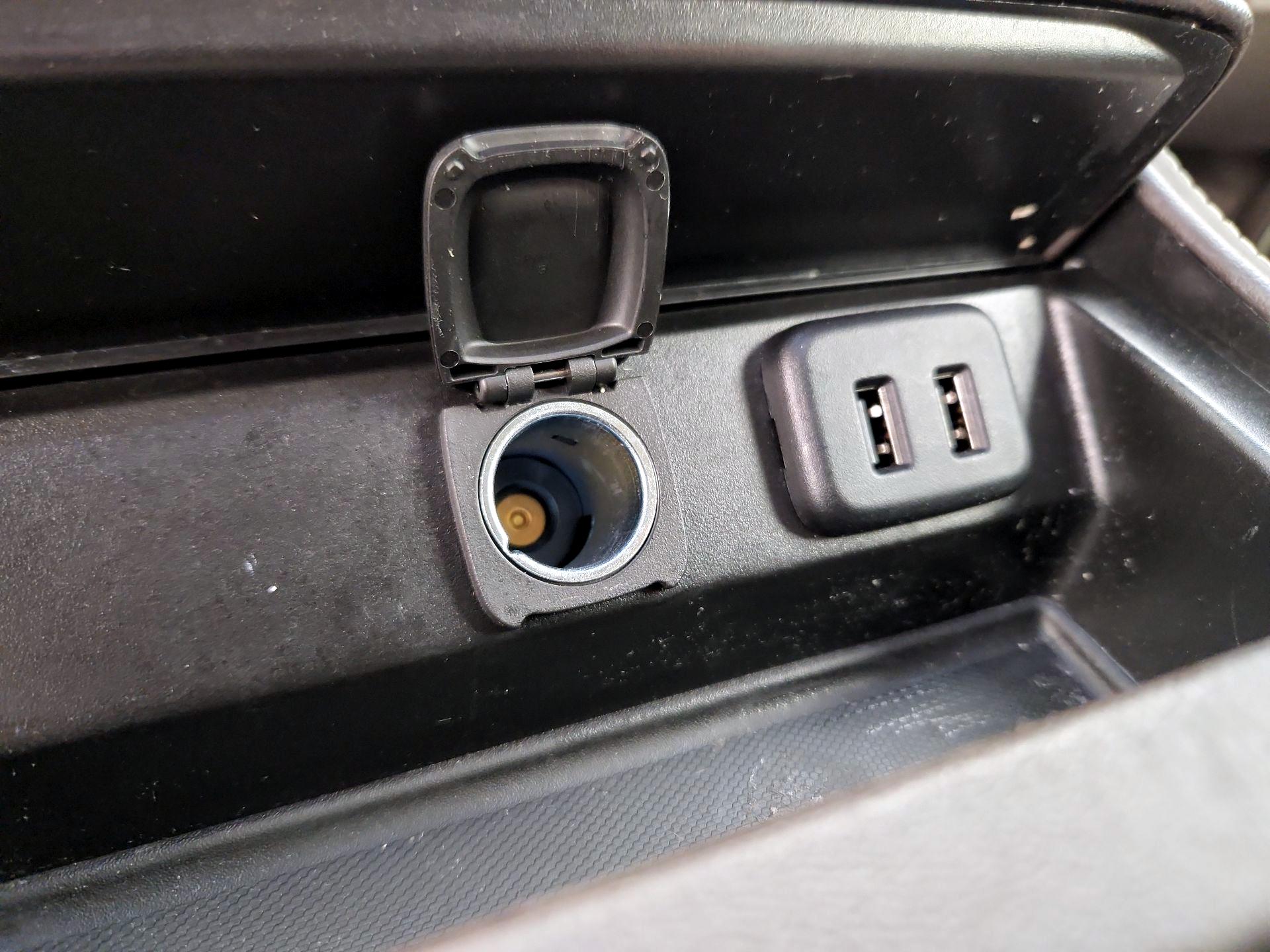 Thumbnail: 2018 Chevrolet Tahoe - 18