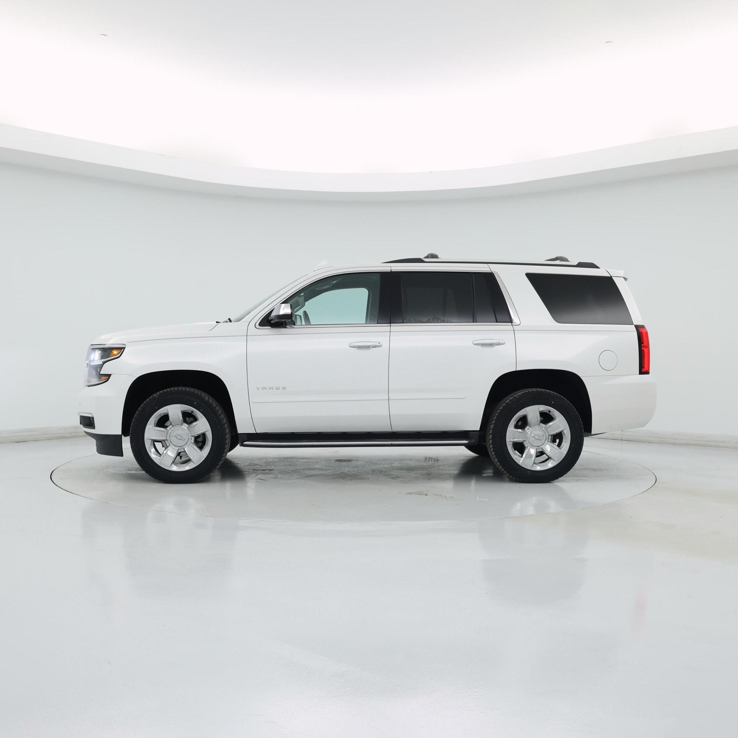 Thumbnail: 2018 Chevrolet Tahoe - 3