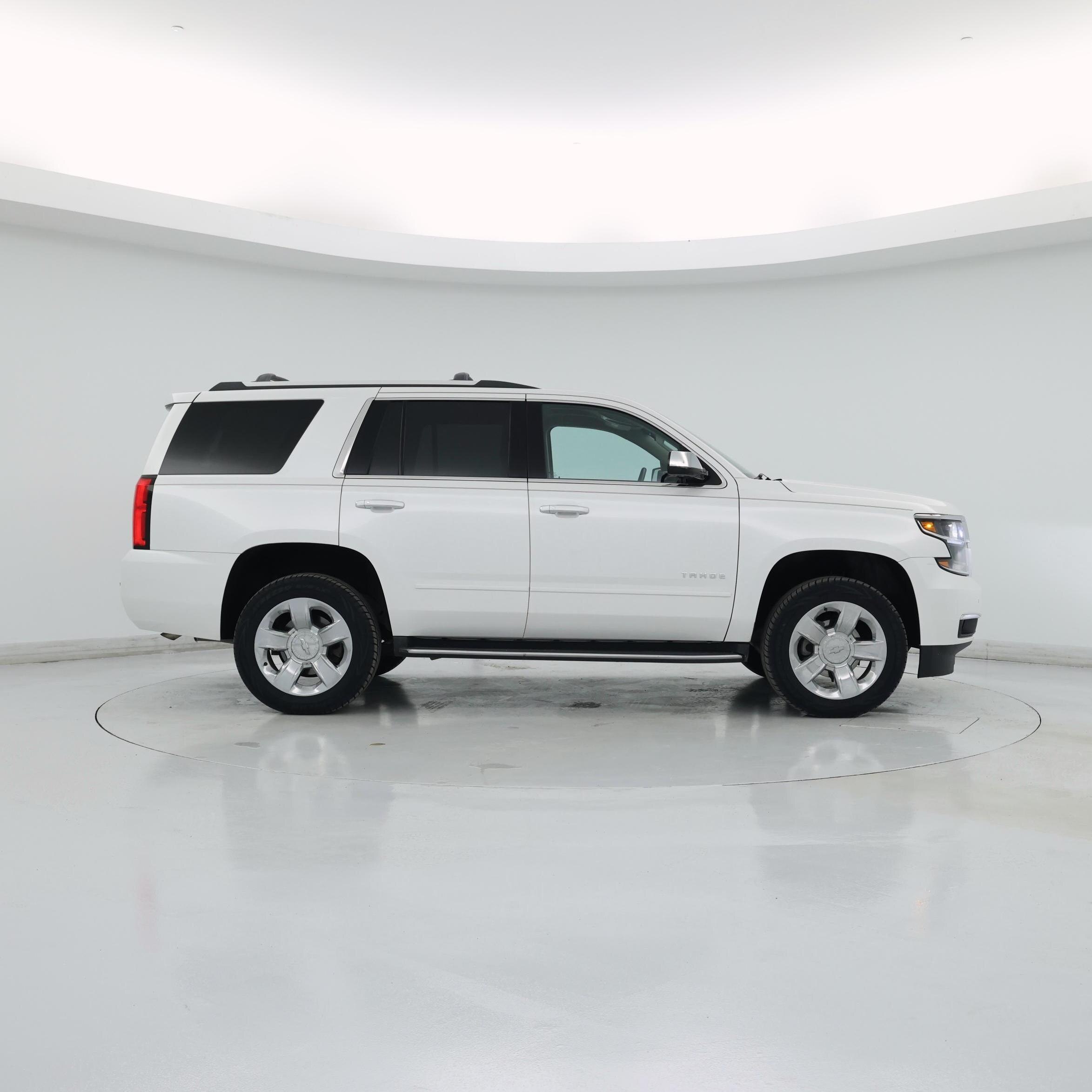 Thumbnail: 2018 Chevrolet Tahoe - 7