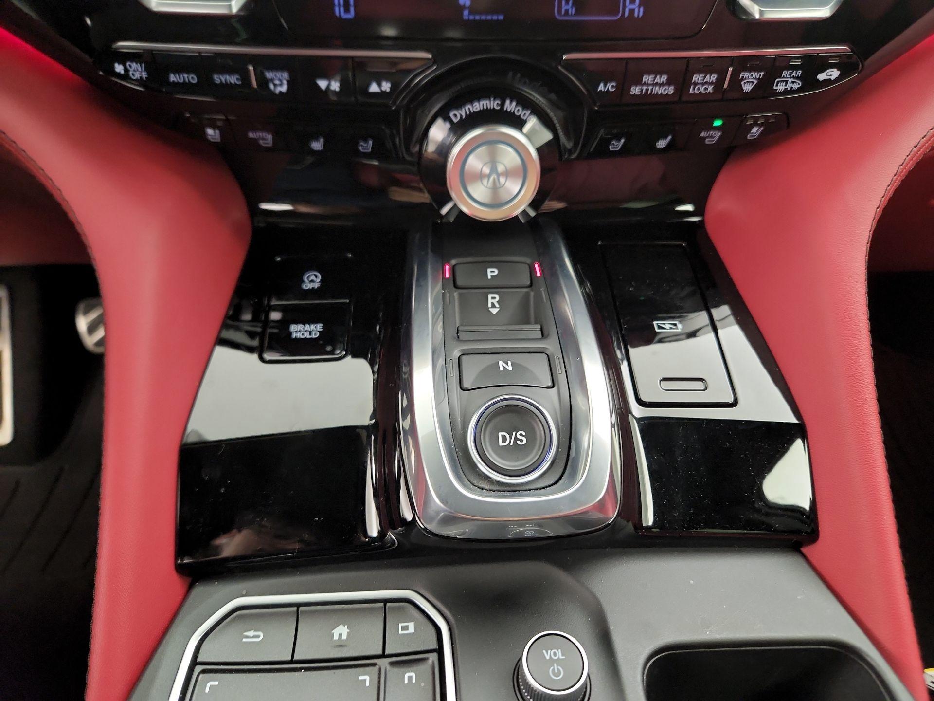 Thumbnail: 2022 Acura MDX - 17