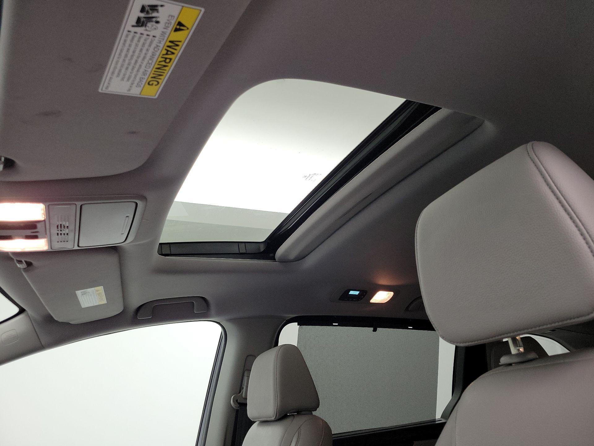 Thumbnail: 2019 Honda Odyssey - 19