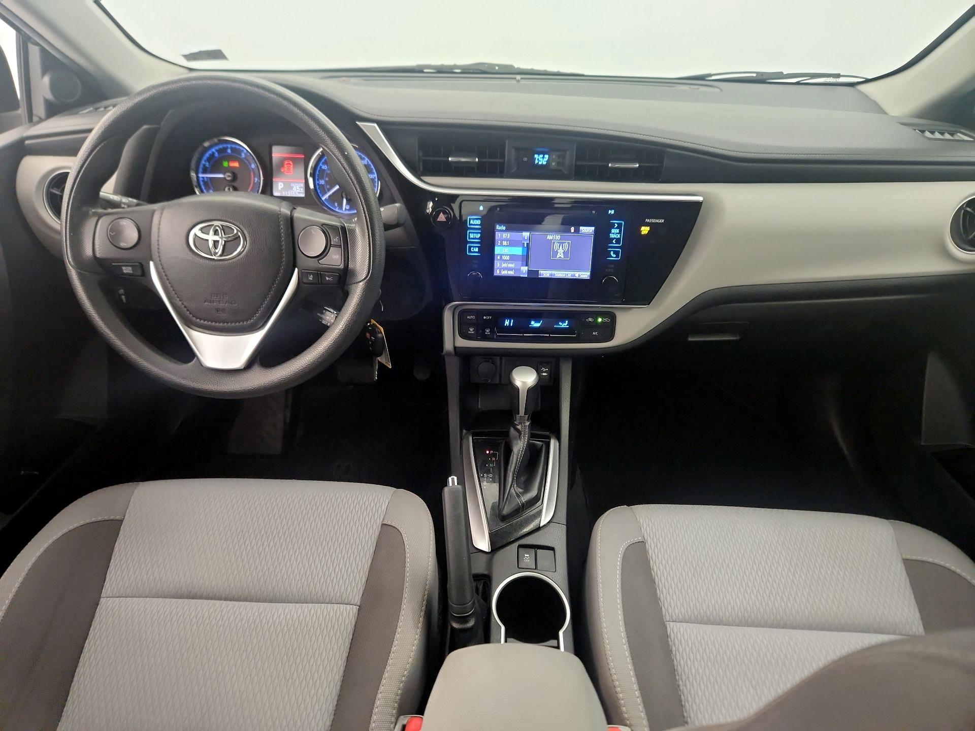 Thumbnail: 2017 Toyota Corolla - 9