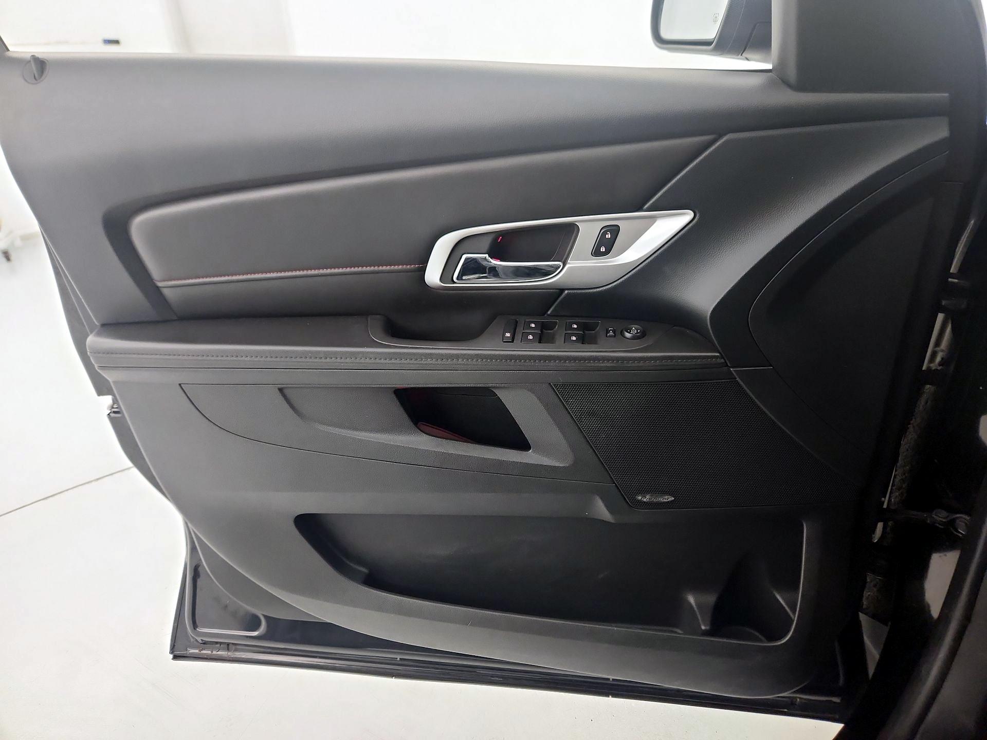 Thumbnail: 2016 GMC Terrain - 12