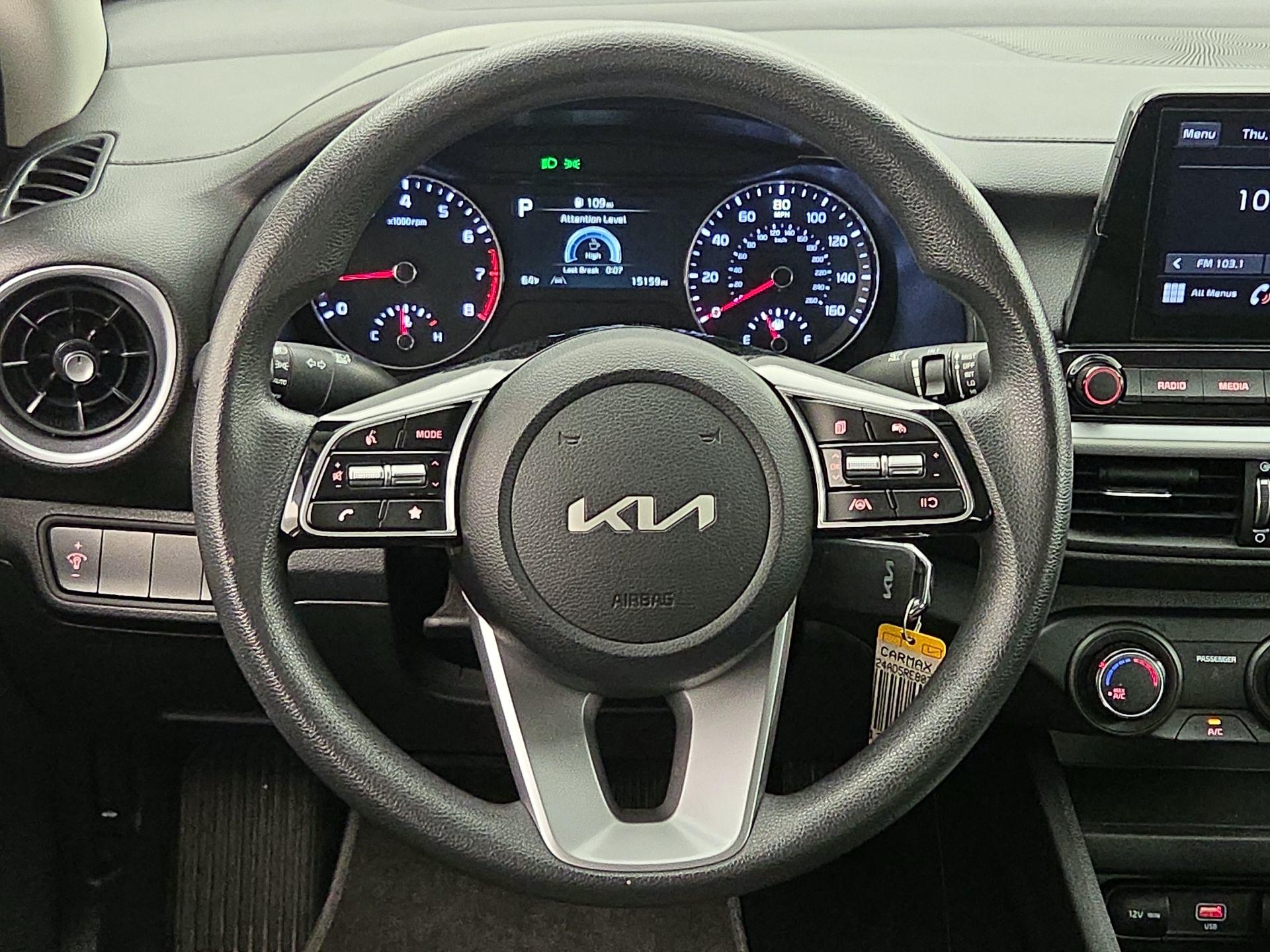 Thumbnail: 2024 Kia Forte - 10