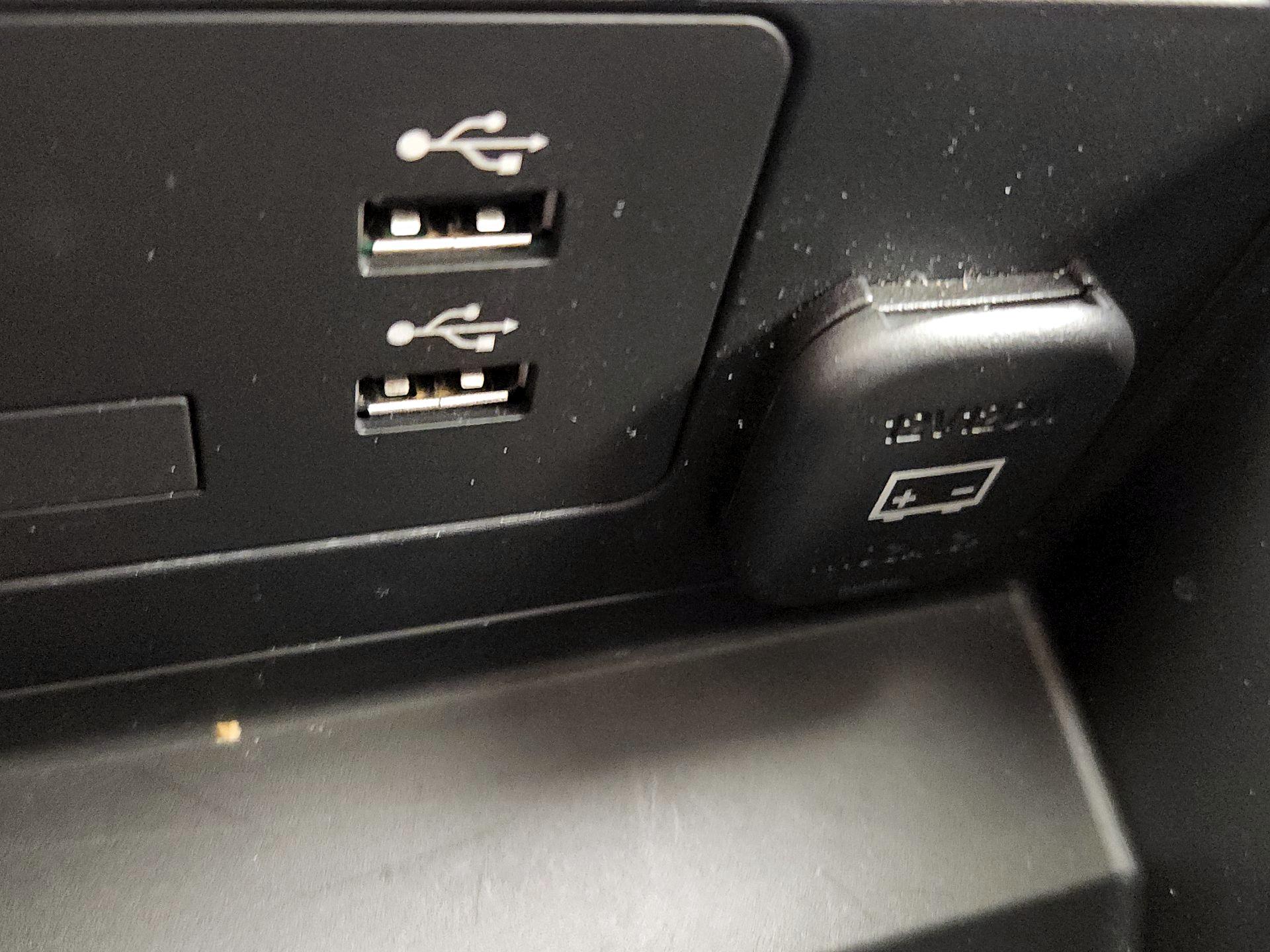 Thumbnail: 2023 Mazda Mazda3 - 19