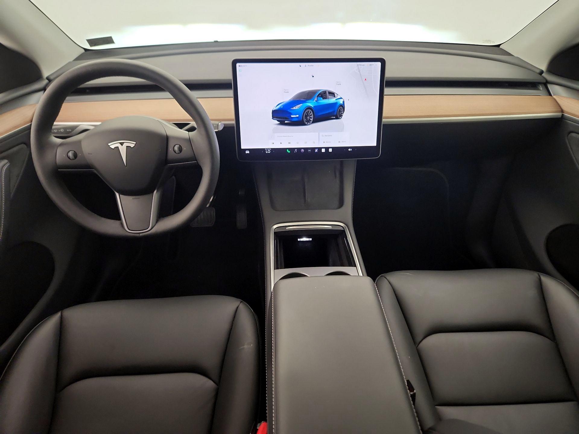 Thumbnail: 2024 Tesla Model Y - 9