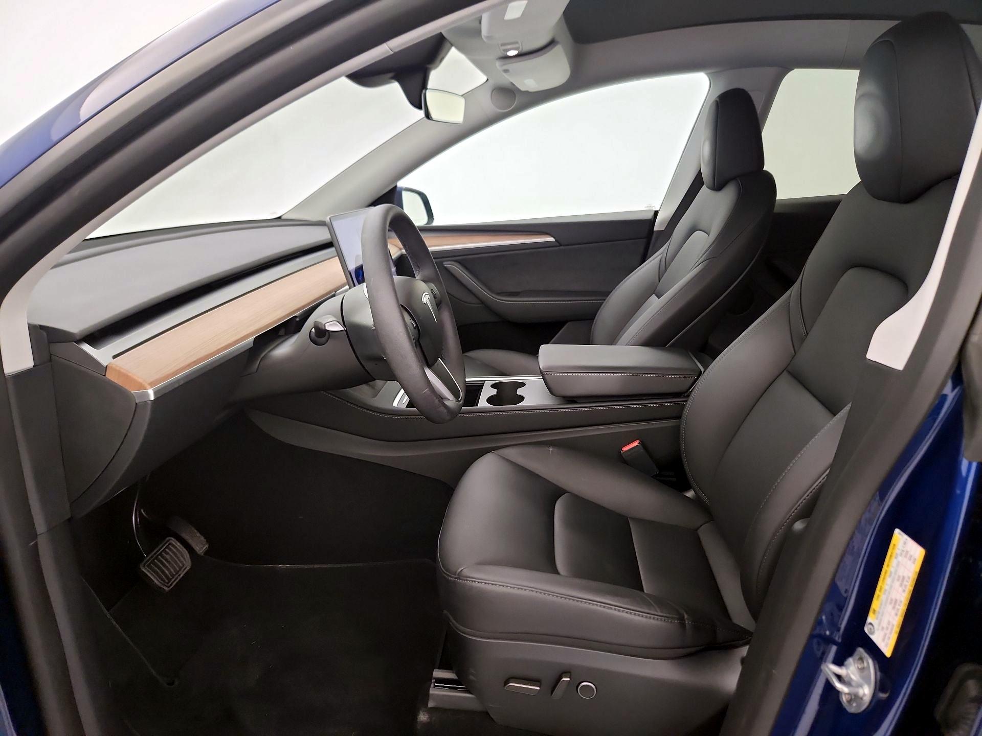 Thumbnail: 2024 Tesla Model Y - 11