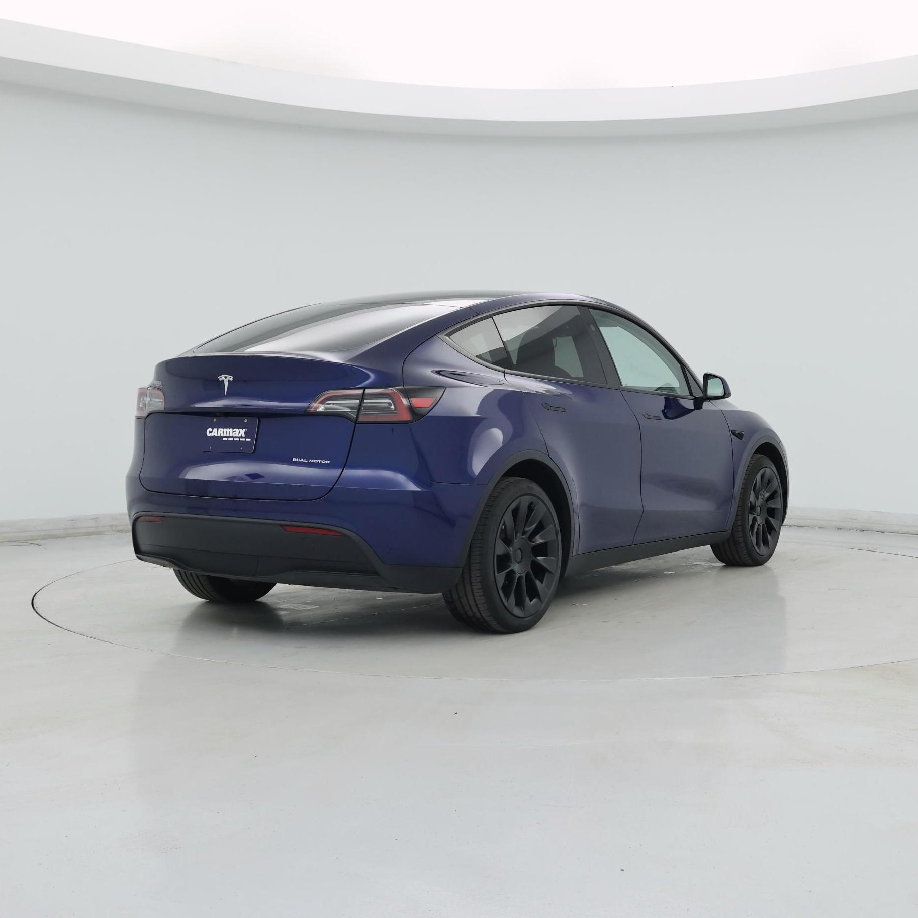 Thumbnail: 2024 Tesla Model Y - 8