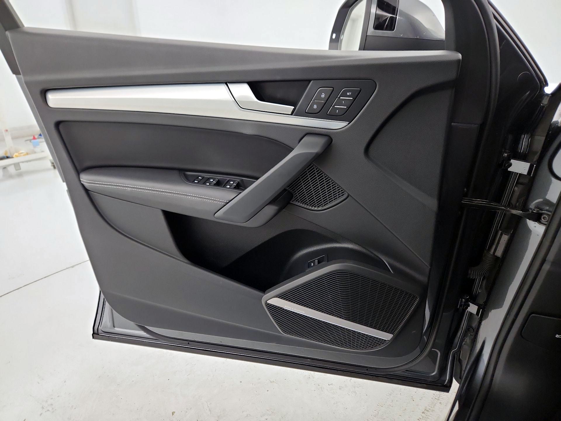 Thumbnail: 2024 Audi Q5 - 12