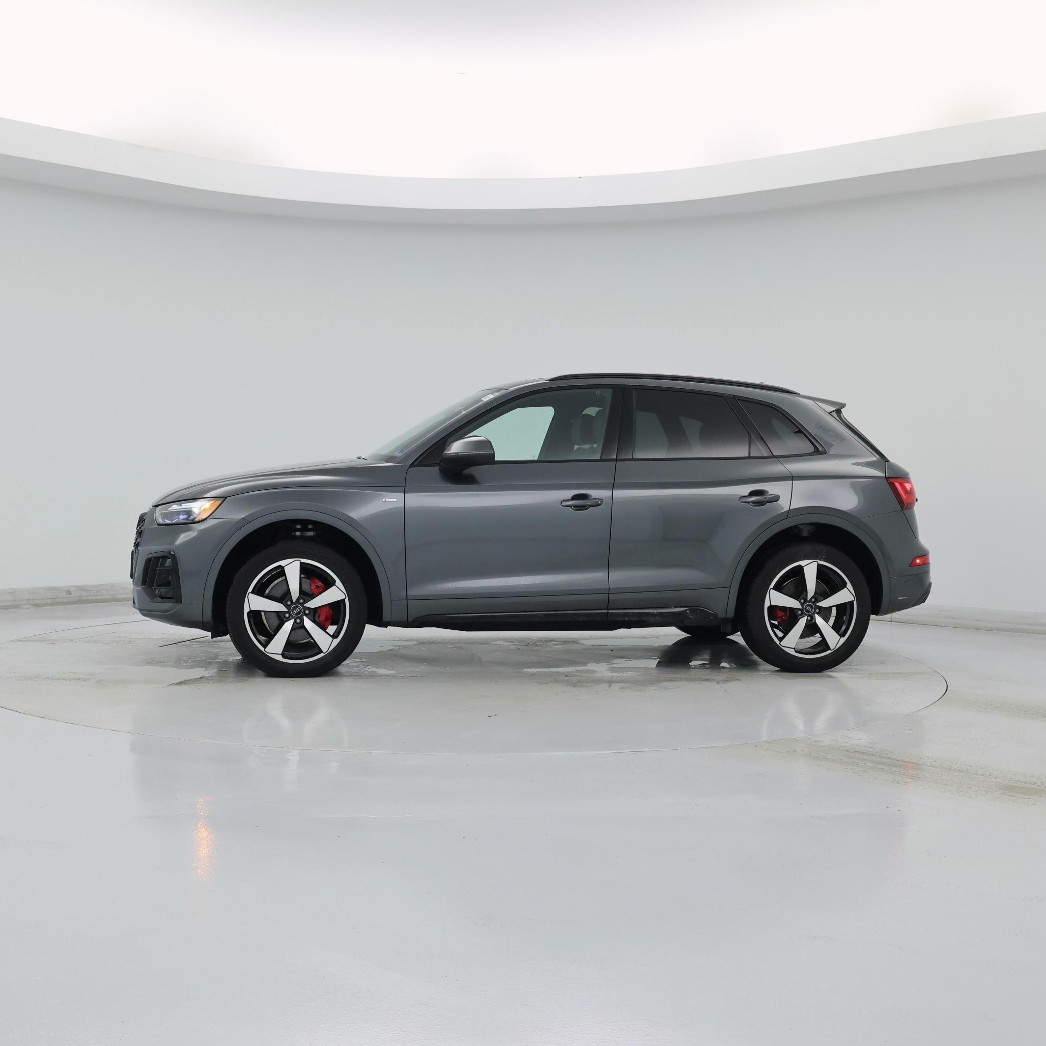 Thumbnail: 2024 Audi Q5 - 3