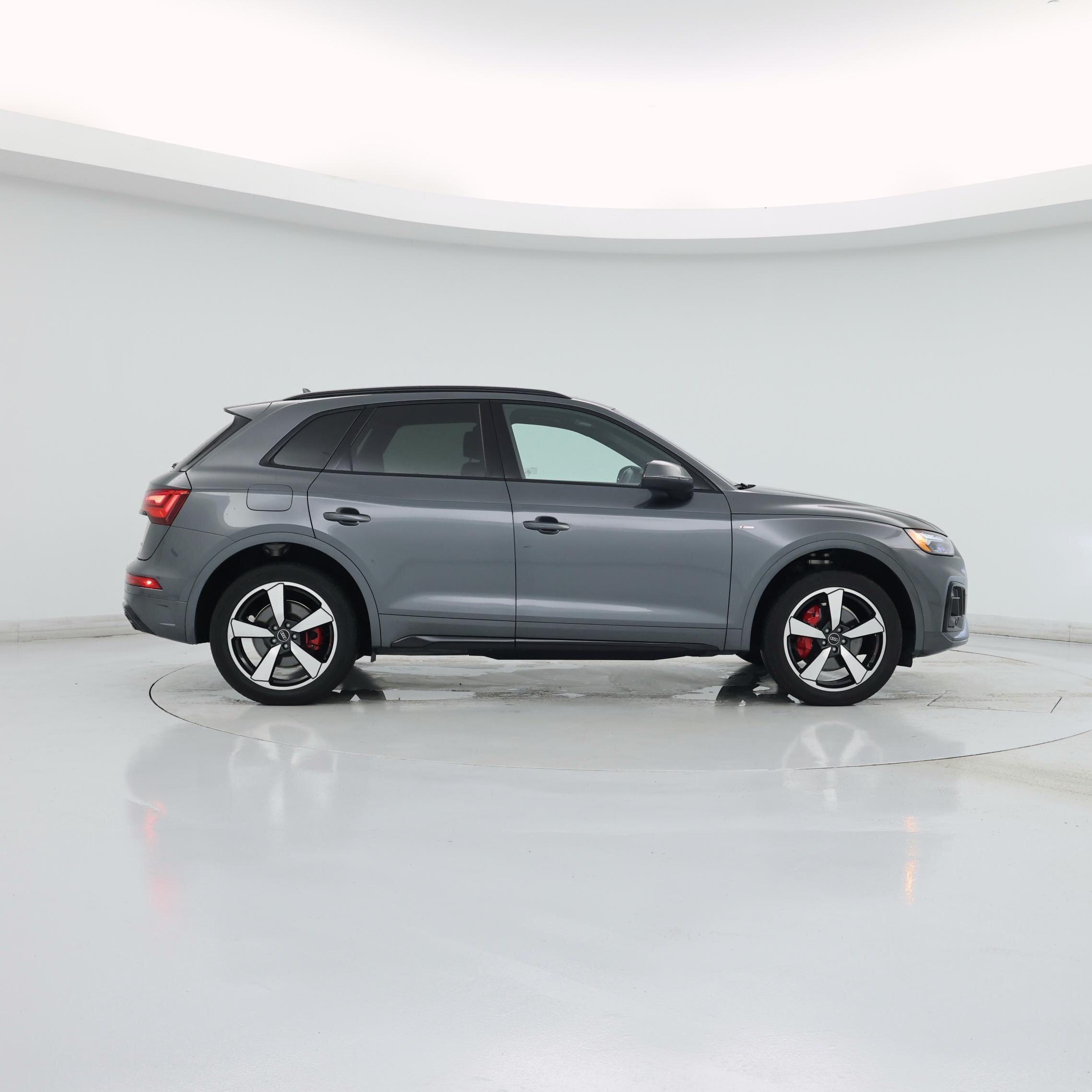 Thumbnail: 2024 Audi Q5 - 7