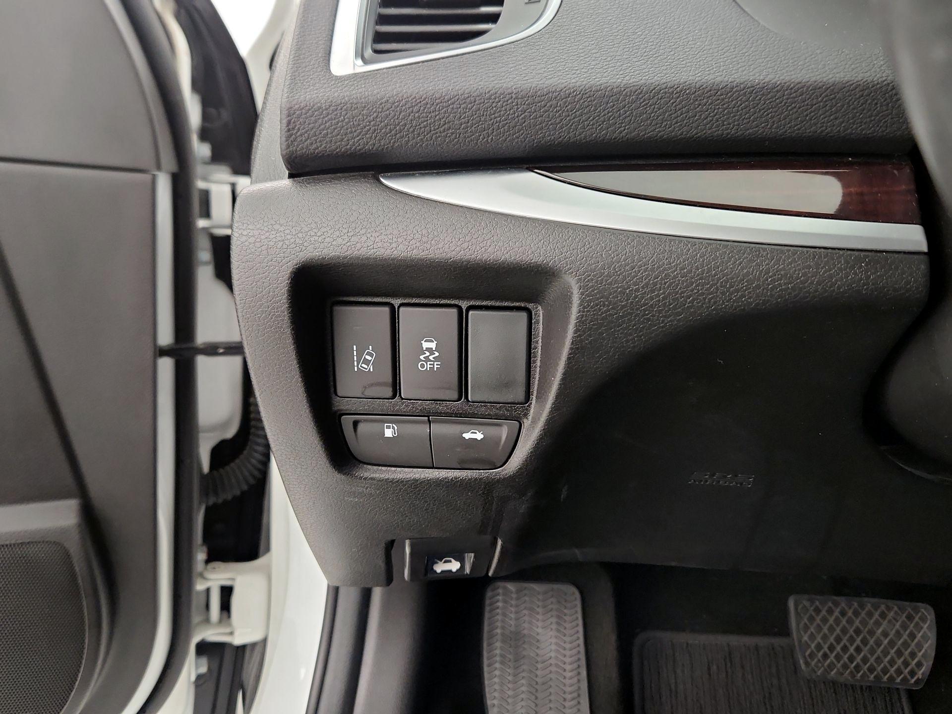 Thumbnail: 2016 Acura TLX - 13