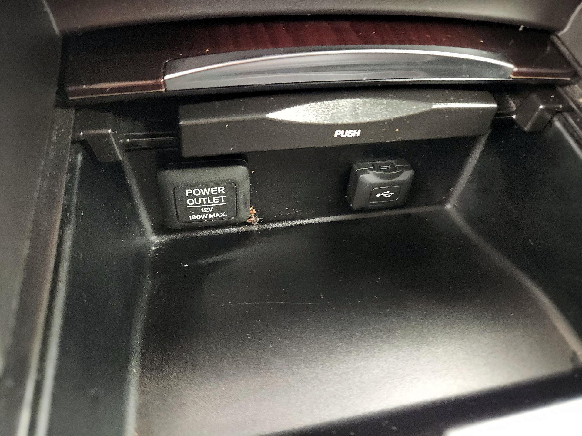 Thumbnail: 2016 Acura TLX - 18