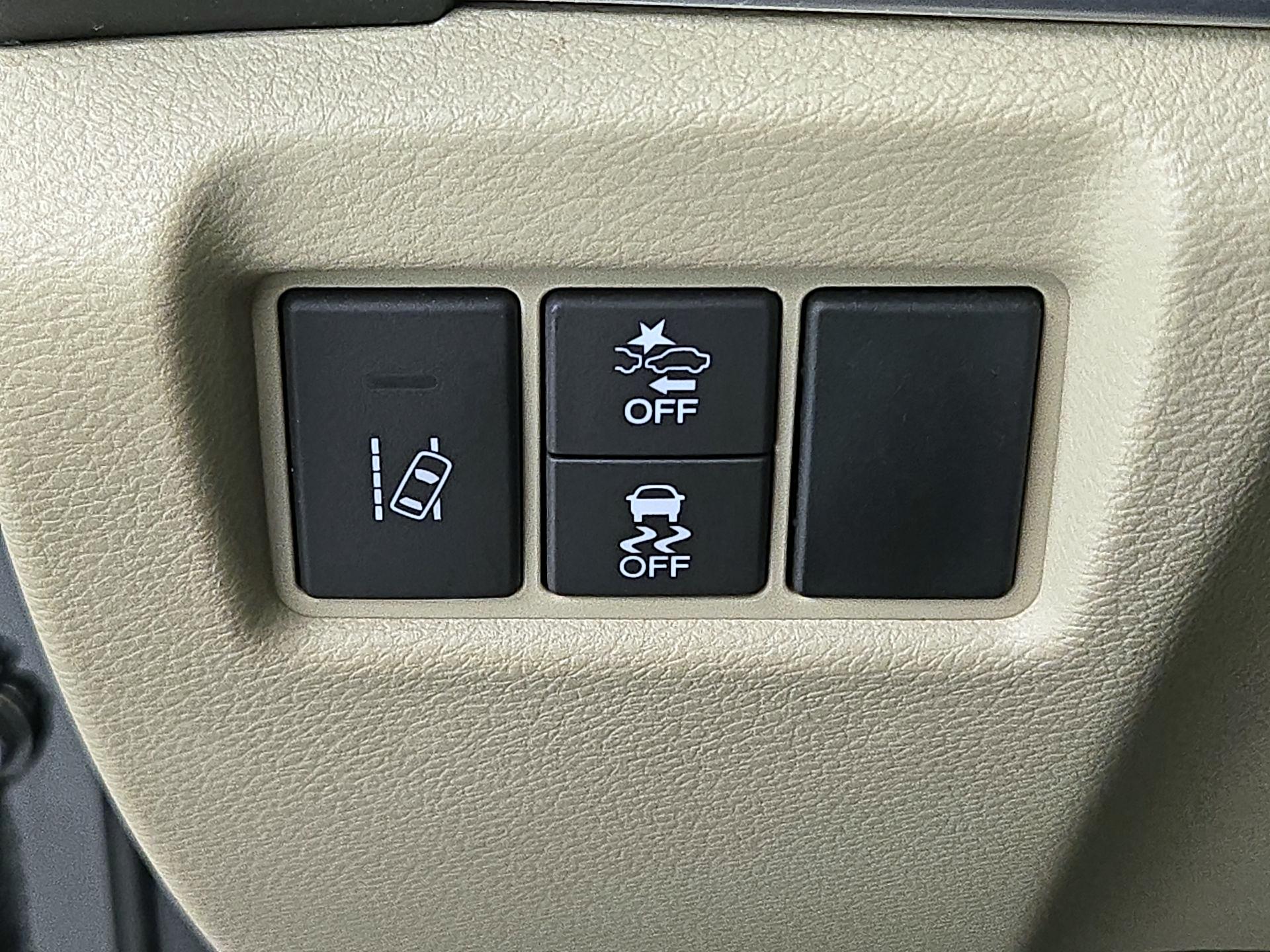 Thumbnail: 2016 Acura MDX - 13