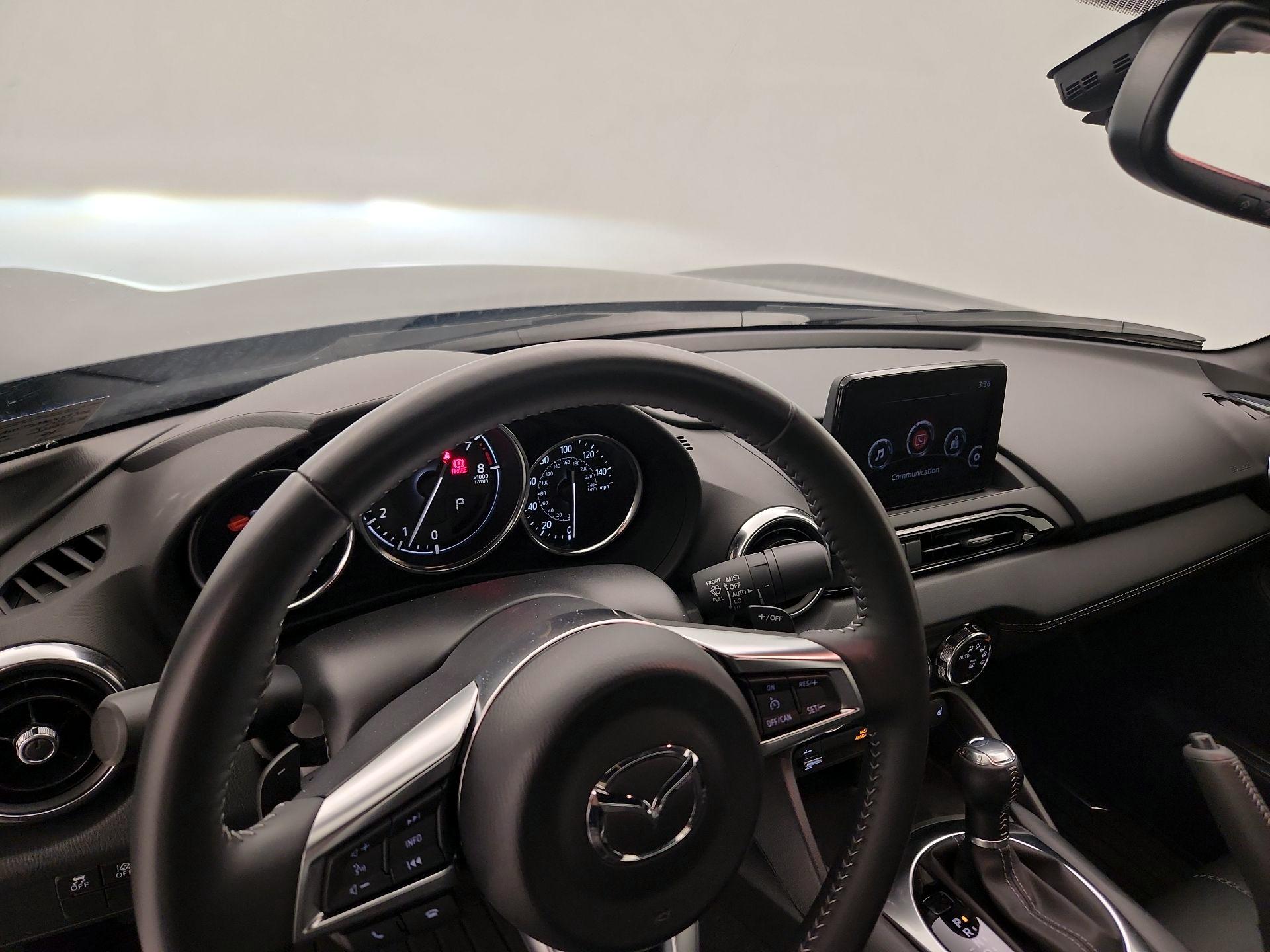 Thumbnail: 2021 Mazda MX-5 Miata - 9