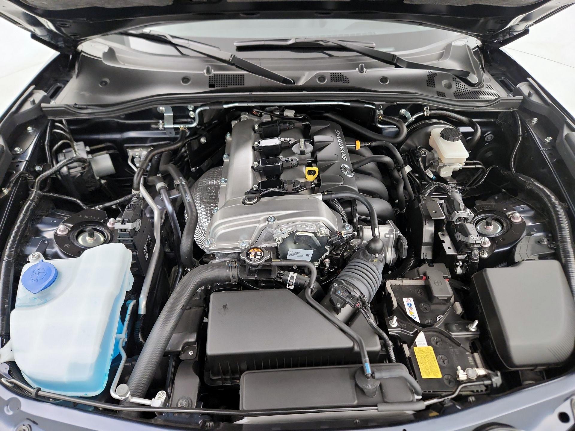 Thumbnail: 2021 Mazda MX-5 Miata - 20