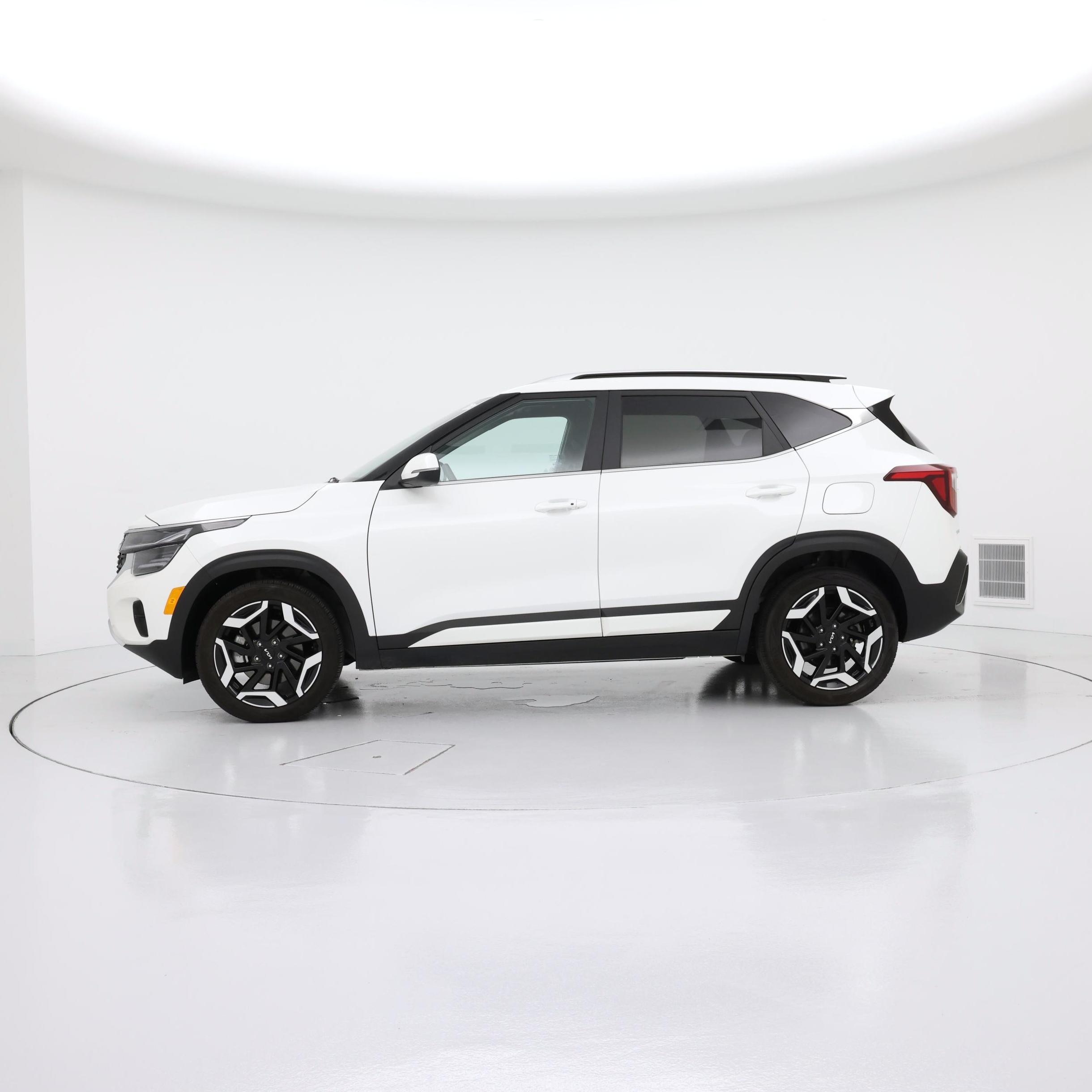 Thumbnail: 2024 Kia Seltos - 3