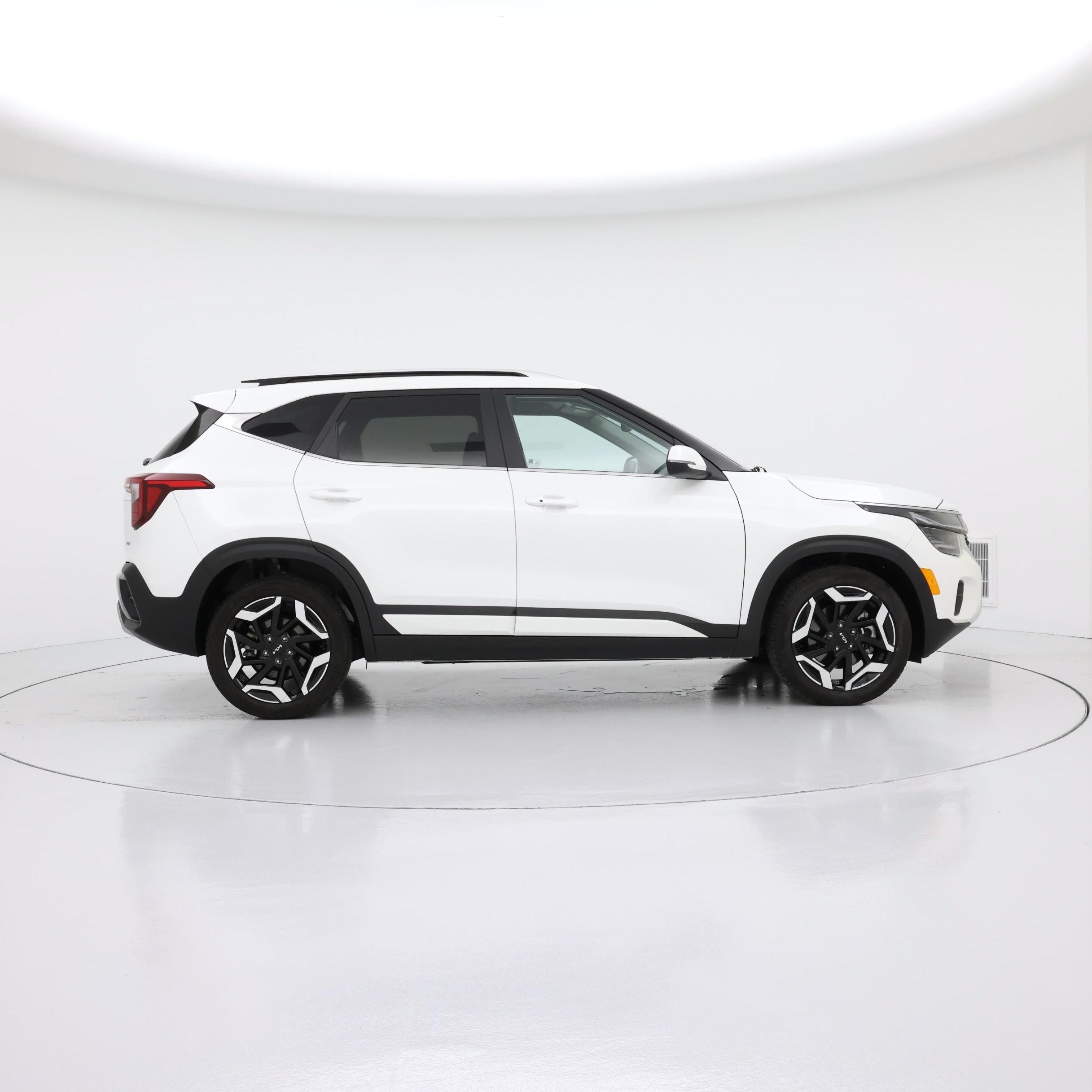 Thumbnail: 2024 Kia Seltos - 7