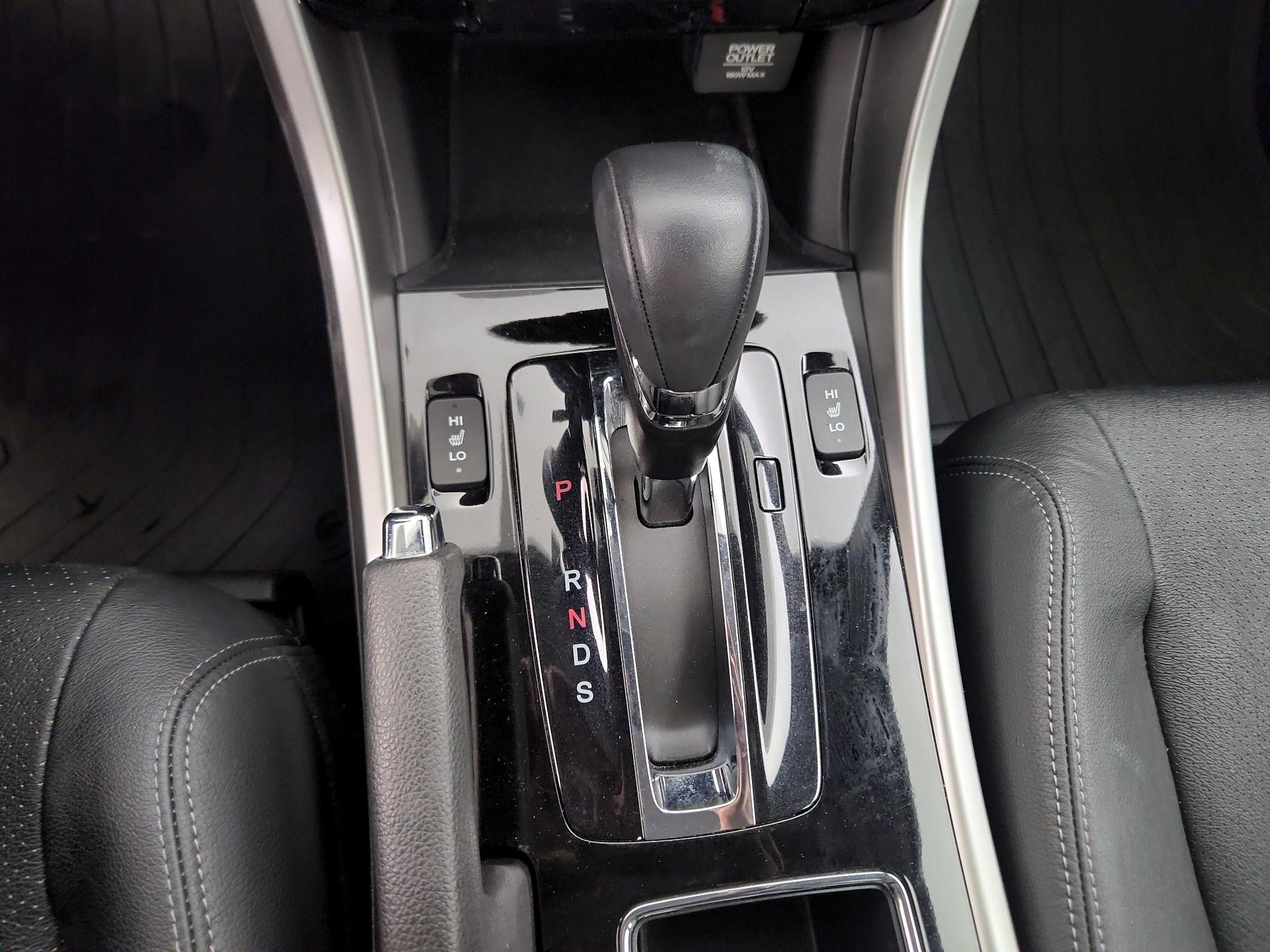 Thumbnail: 2017 Honda Accord - 17